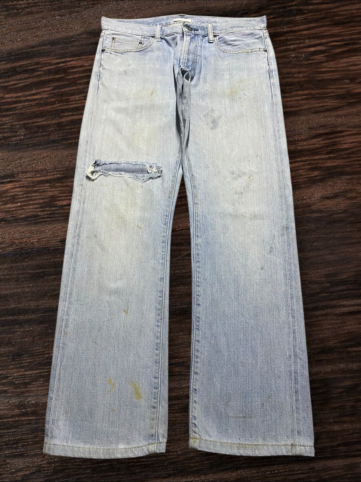 Japanese Brand Vintage Japanese Brand Uniqlo Light Wash Distressed Loose Size US 34 / EU 50 - 1 Thumbnail