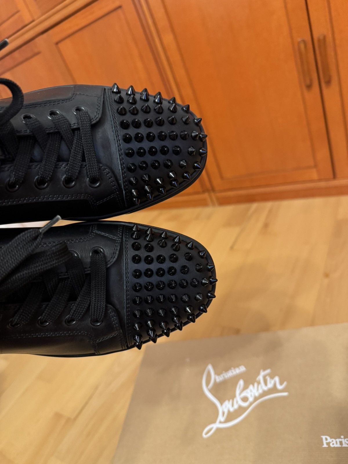 Christian Louboutin Christian Louboutin Louis Junior Spike Leather Size US 8 / EU 41 - 11 Thumbnail