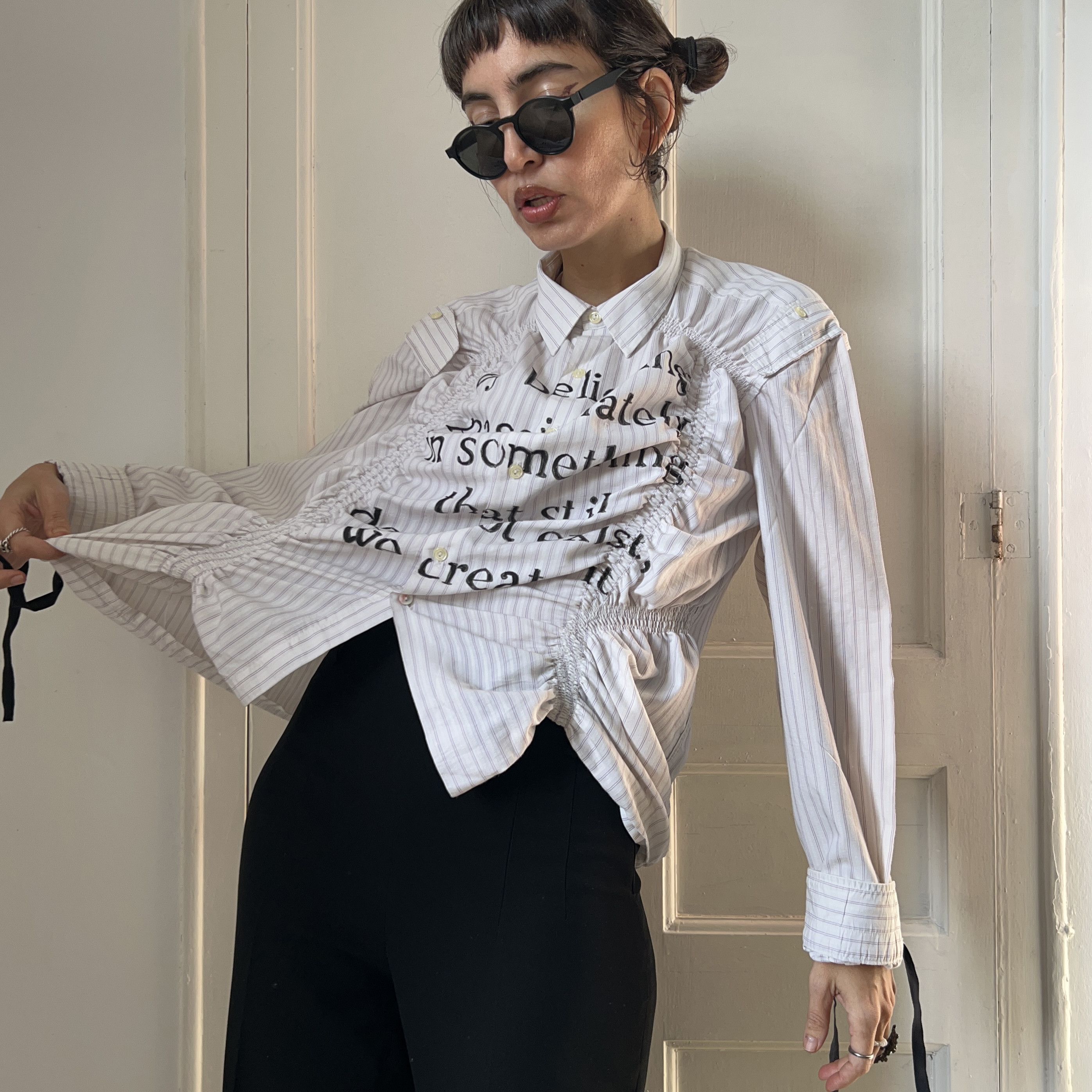 Custommade Upcycled Kafka Quote Button Up Size M / US 6-8 / IT 42-44 - 2 Thumbnail
