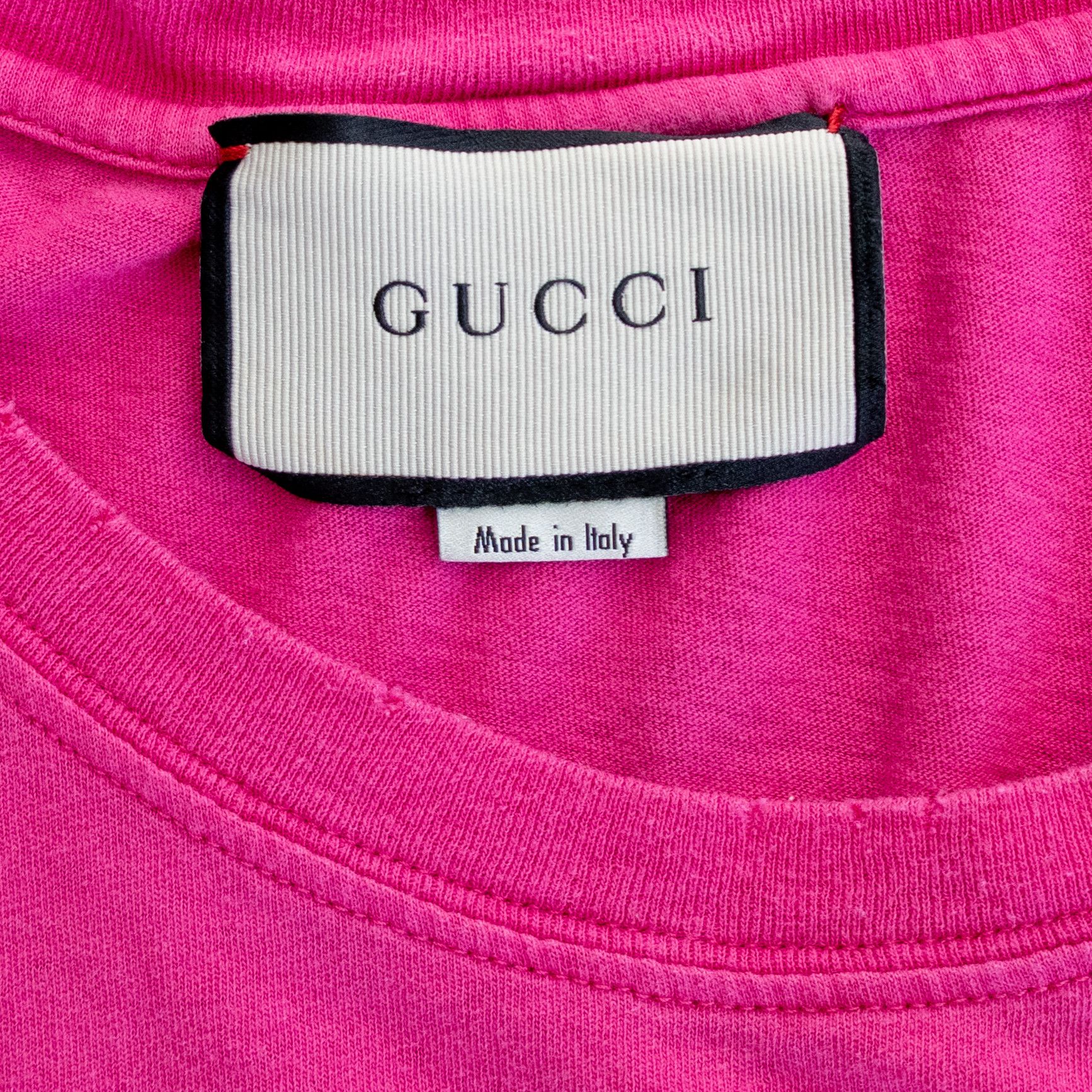 Gucci Gucci Men’s 2018 Guccy Hot Pink Cotton Love letter T-Shirt Size US S / EU 44-46 / 1 - 4 Thumbnail