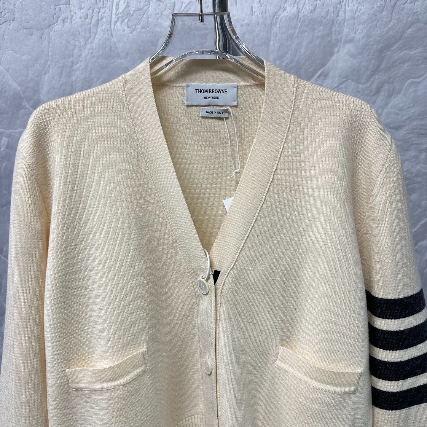 Thom Browne Thom Browne Striped V-Neck Wool Cardigan Size US XXS / EU 40 - 2 Thumbnail