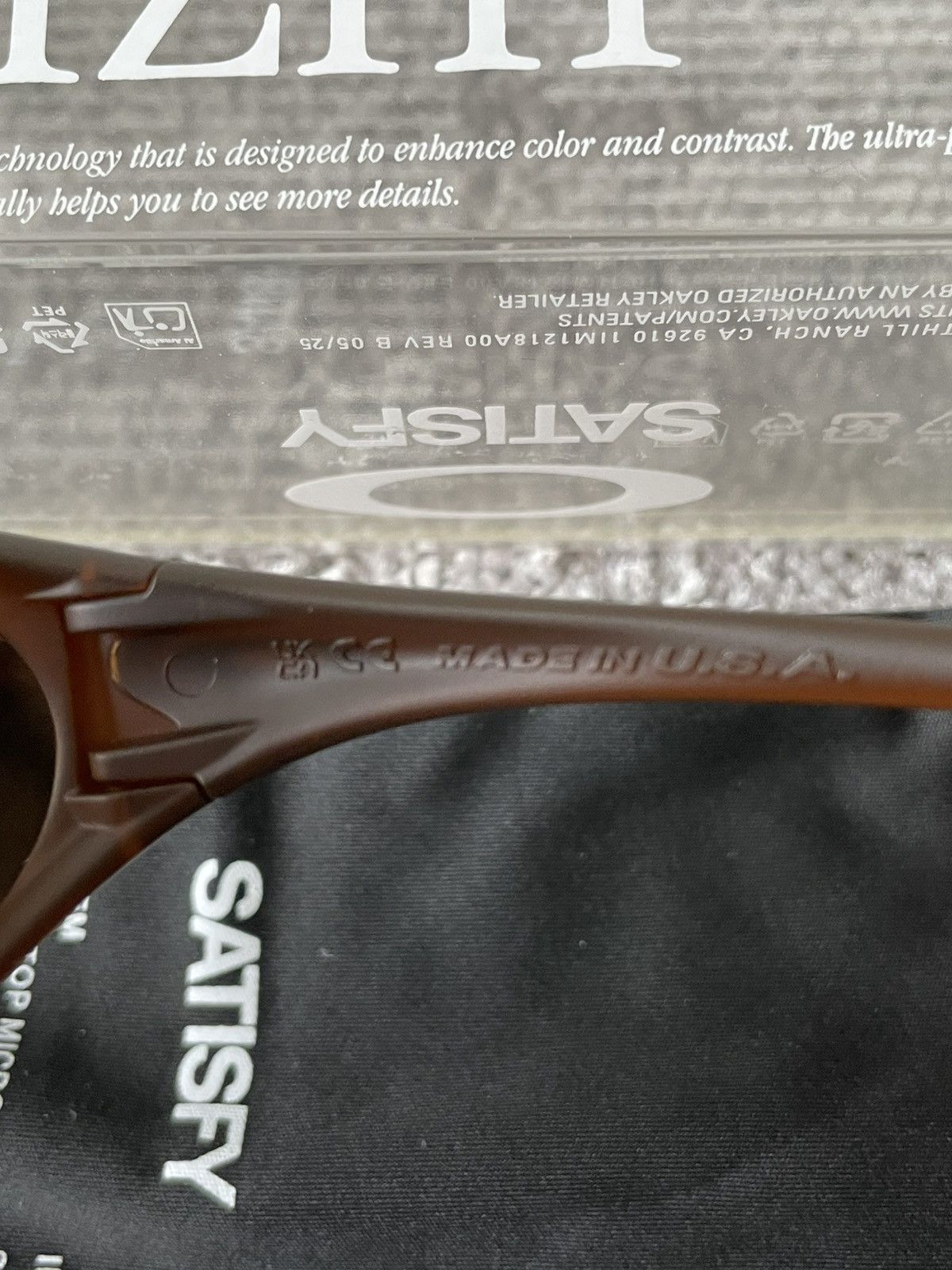 Oakley × Satisfy Oakley x Satisfy Eye Jacket Matte Rootbeer Size ONE SIZE - 7 Thumbnail