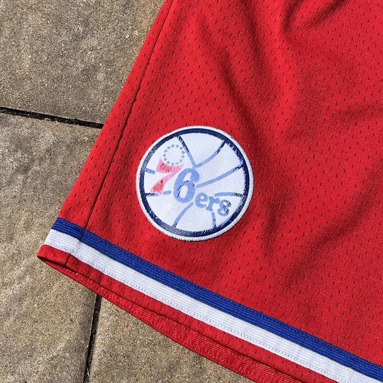 Mitchell & Ness × NBA Mitchell & Ness NBA Philadelphia 76ers Basketball Shorts Size US 34 / EU 50 - 4 Thumbnail