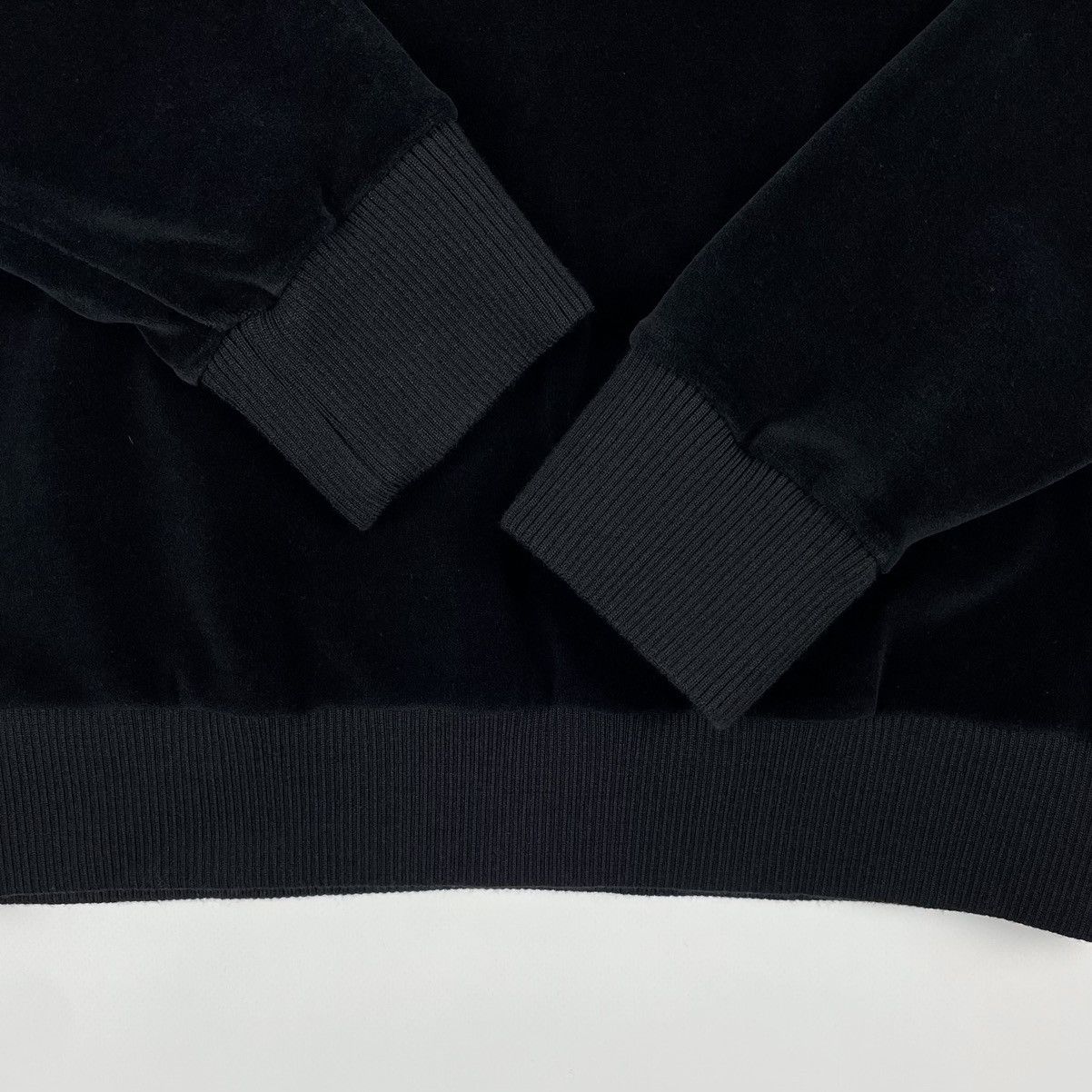 Gucci Gucci Maison De L'Amour Velvet Sweatshirt Size US S / EU 44-46 / 1 - 7 Thumbnail