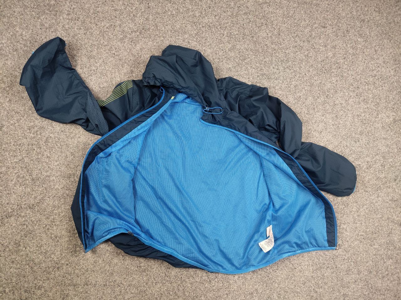Puma Vintage Puma Light Zip Windbreaker Hoodie Jacket Y2K Style Size US M / EU 48-50 / 2 - 12 Thumbnail