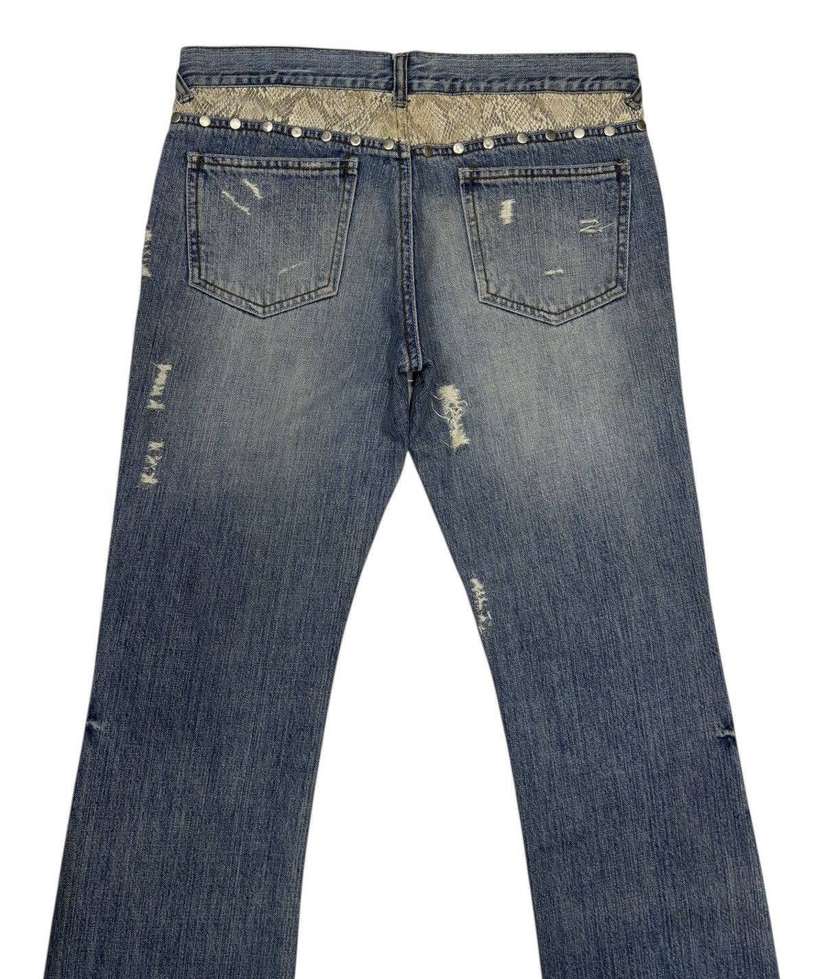 Le Grande Bleu (L.G.B.) × Tornado Mart FLARE JEANS SNAKE SKIN PYTHON AGATE SLIM DISTRESSED DENIM Size US 30 / EU 46 - 4 Thumbnail