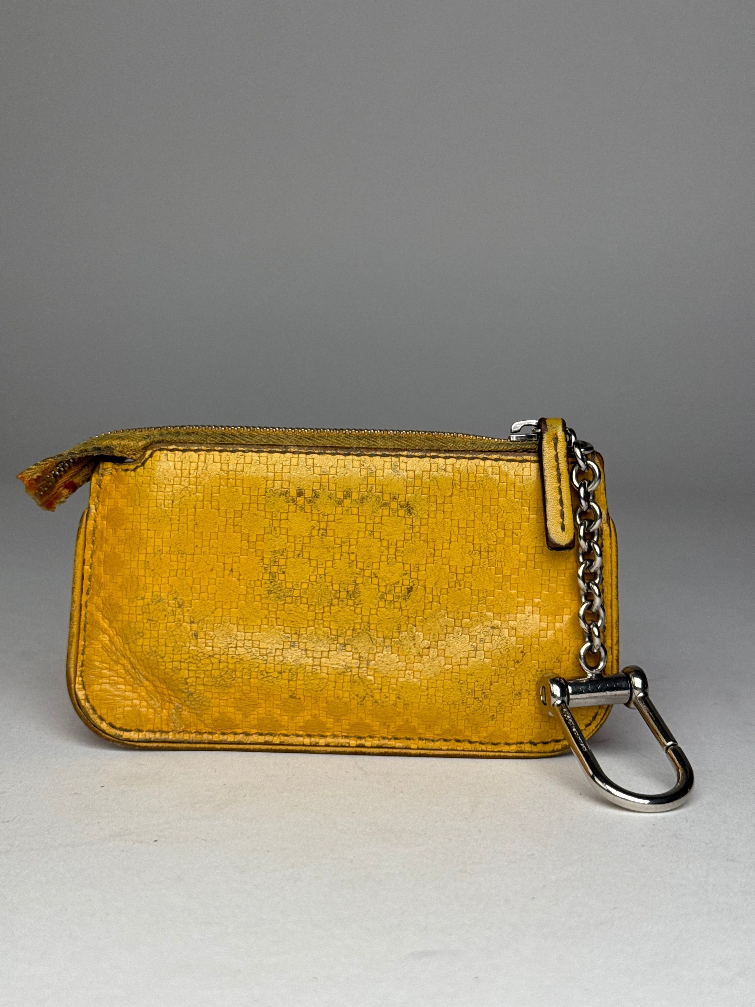 Gucci Vintage Leather Card Holder Yellow Size ONE SIZE - 1 Thumbnail
