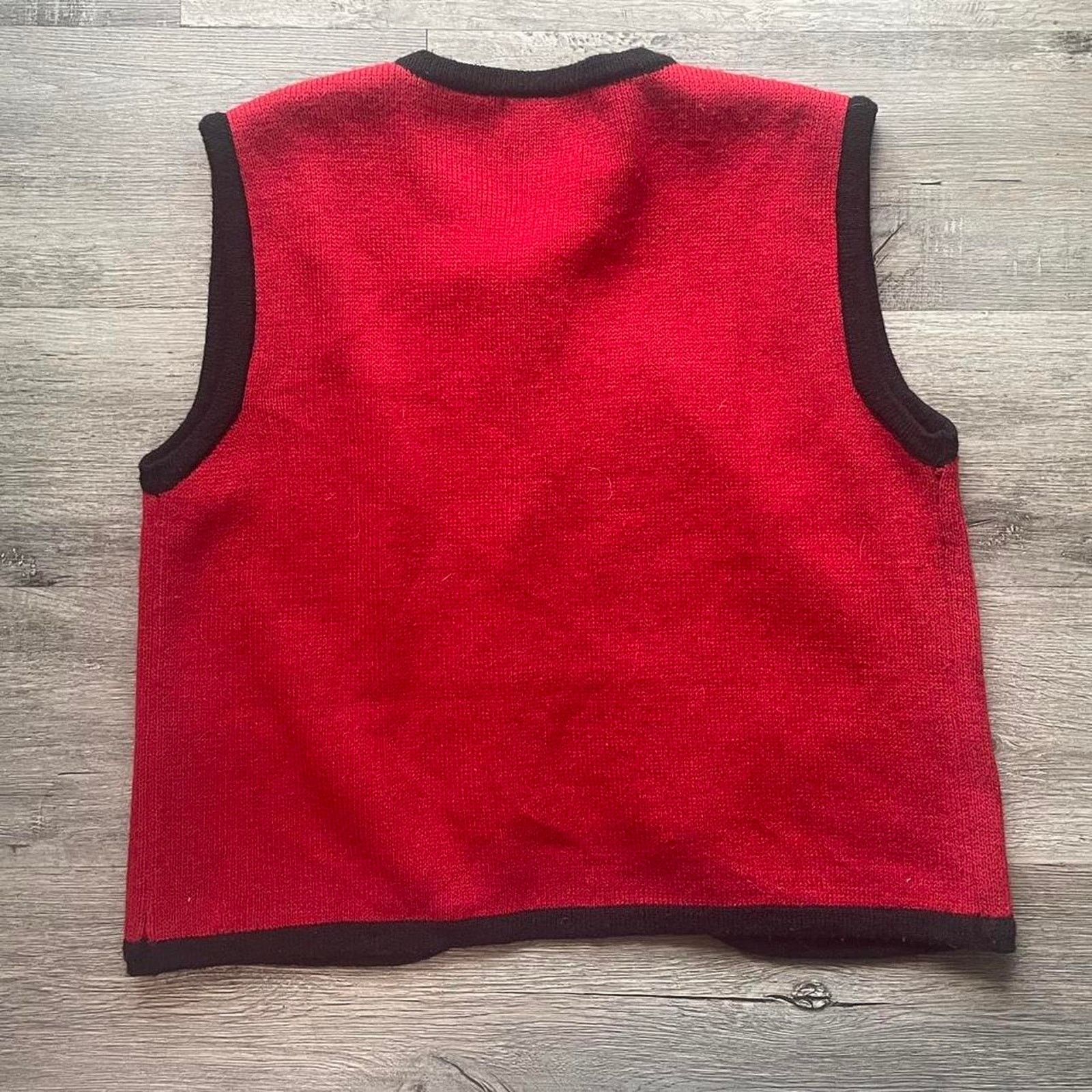 Vintage Vintage 90s red and black vest Size M / US 6-8 / IT 42-44 - 2 Thumbnail