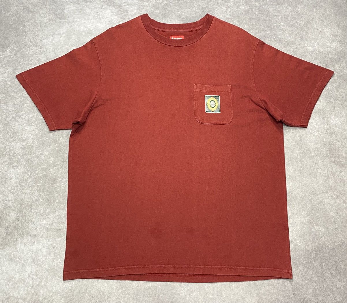 Supreme Supreme Crest Label Pocket Tee Burgundy Size US XL / EU 56 / 4 - 1 Thumbnail