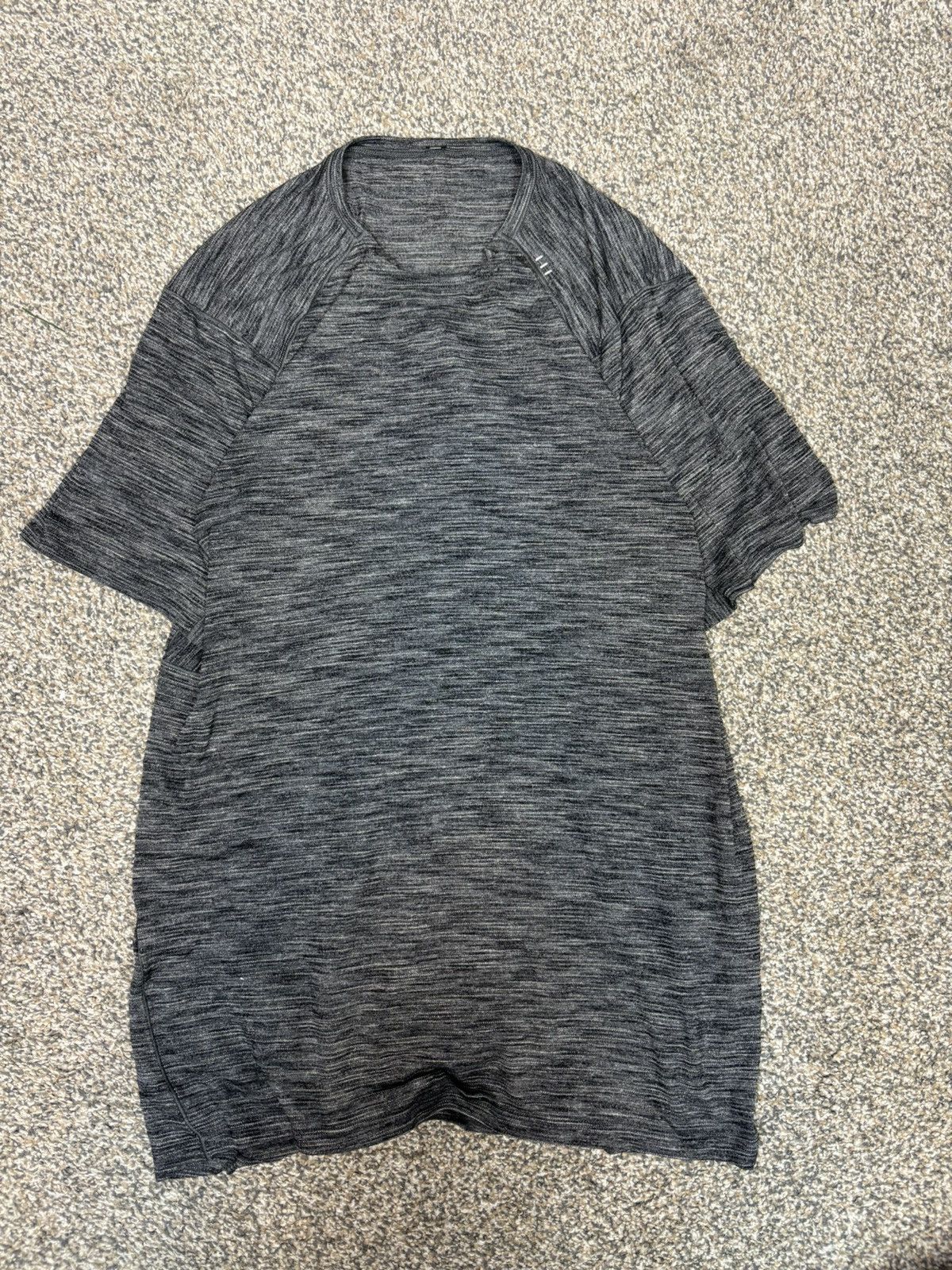 Lululemon Lululemon metal vent tech tshirt heather gray Size US S / EU 44-46 / 1 - 1 Thumbnail