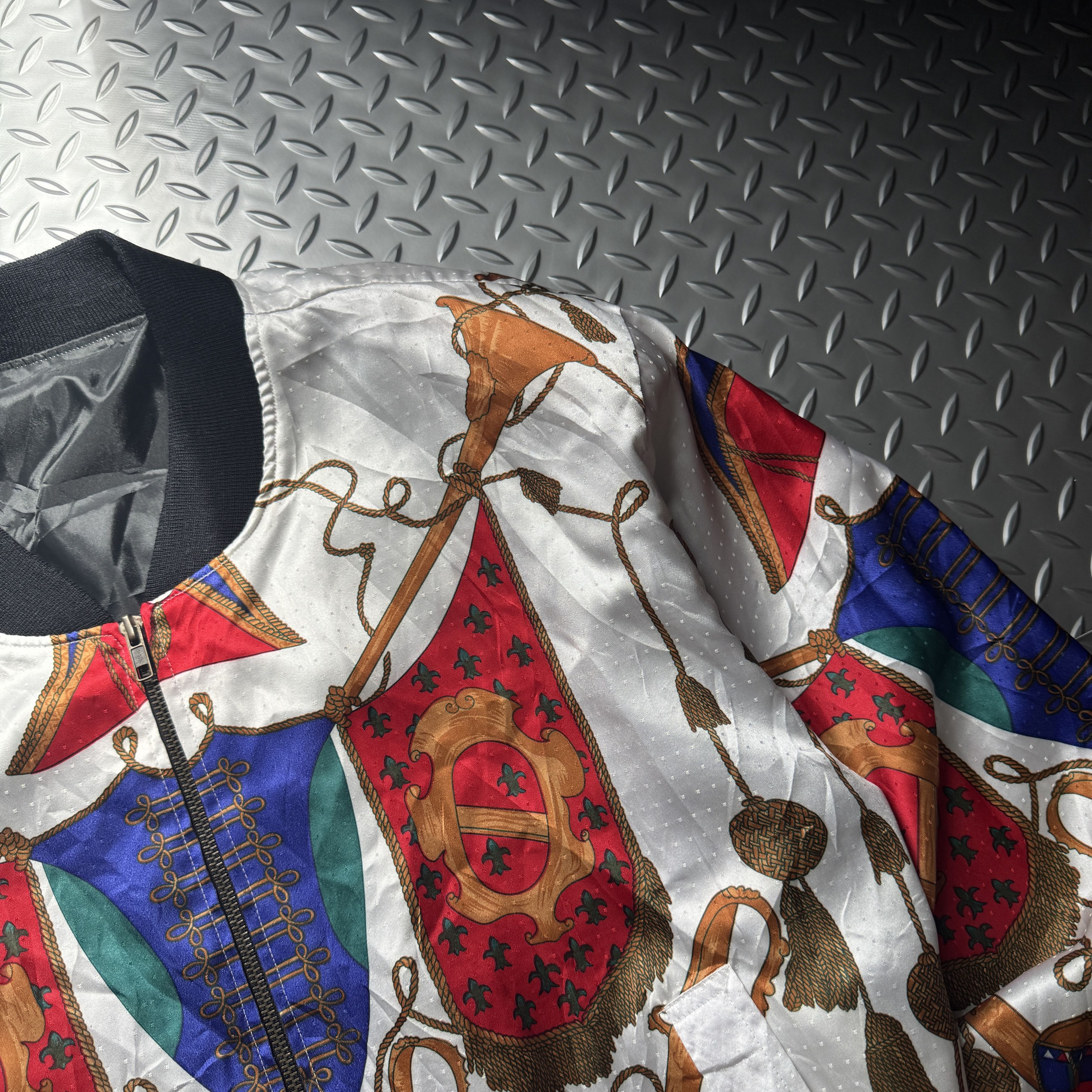 Japanese Brand Vintage Baroque Military Print Bomber Jacket Size US L / EU 52-54 / 3 - 5 Thumbnail