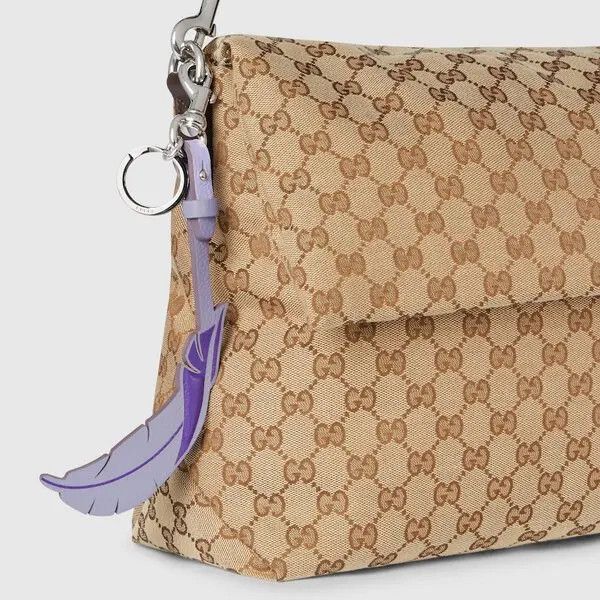 Gucci oc11z526 Size: OS / Leaf Keychain Charm in Purple Size ONE SIZE - 3 Thumbnail