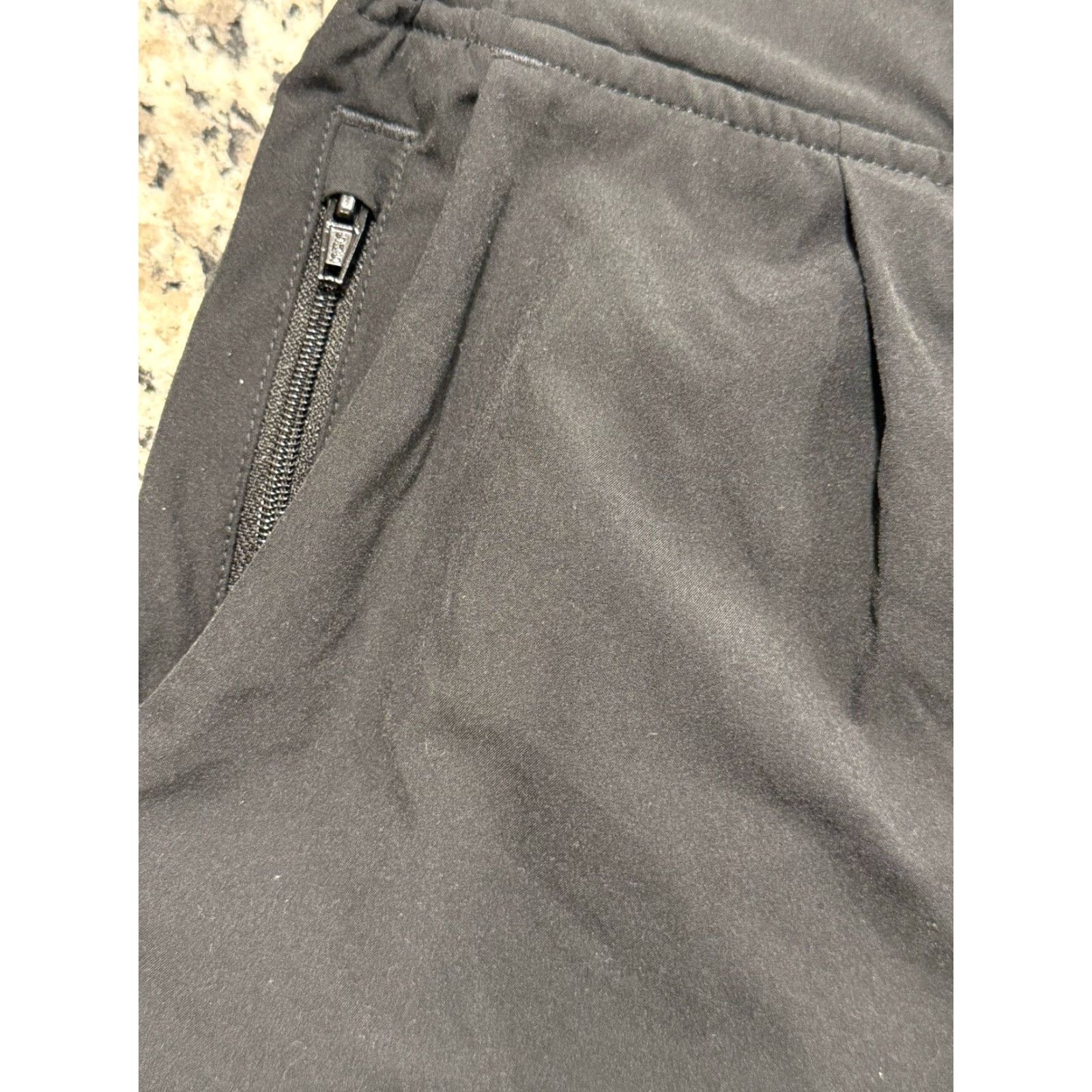 Quince Quince Performance Tech Wide Leg Pants Womens L Black Pull On Pleated Cropped 28 Inseam 23 In stretch Regular Modern City All Seasons Casual Size 36" / US 14 / IT 50 - 5 Thumbnail