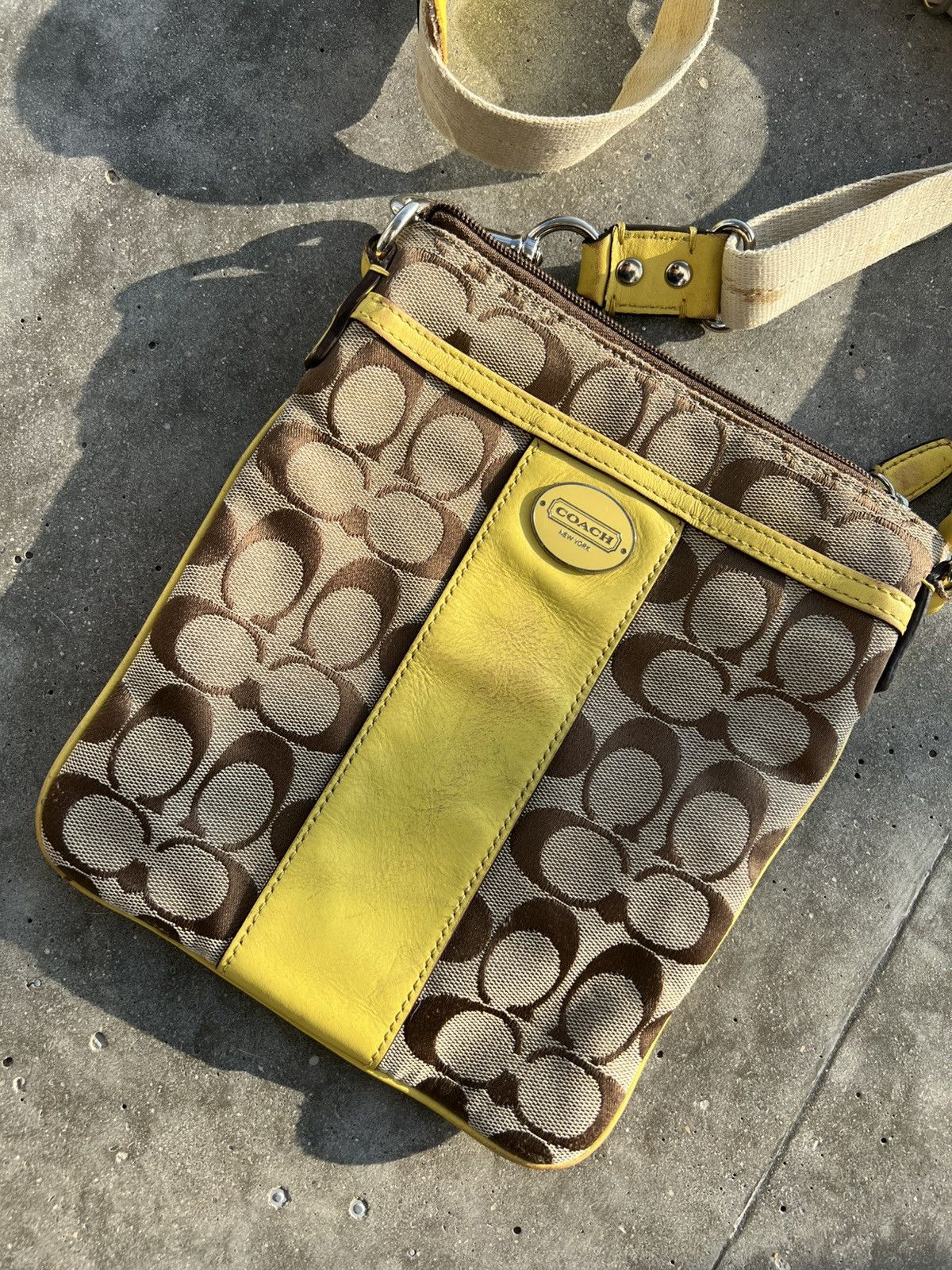Coach × Vintage Coach messenger crossbody bag vintage Size ONE SIZE - 1 Thumbnail