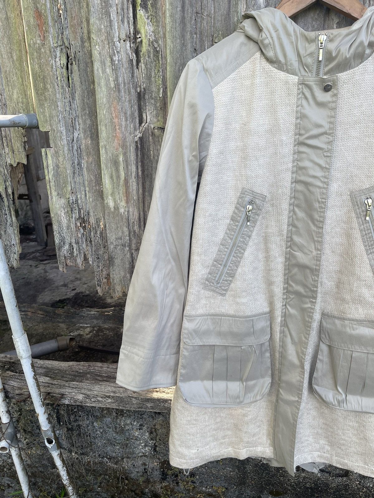Designer Gabardine K.T Lightweight Technical Hooded Coat - Size 11 Size US M / EU 48-50 / 2 - 3 Thumbnail