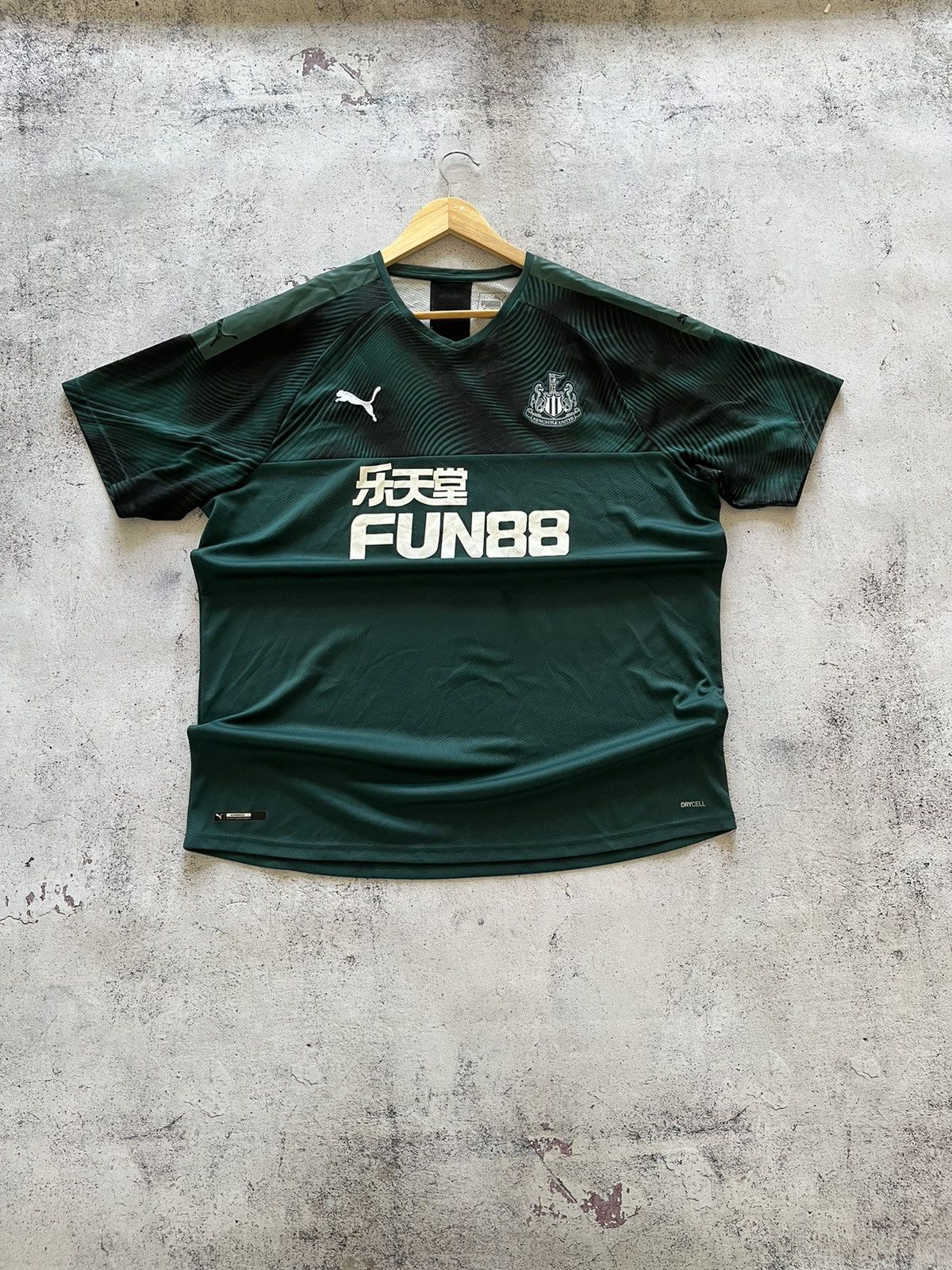 Puma PUMA NEWCASTLE AWAY 2019/20 SOCCER JERSEY,FOOTBALL SHIRT Size US XXL / EU 58 / 5 - 1 Thumbnail