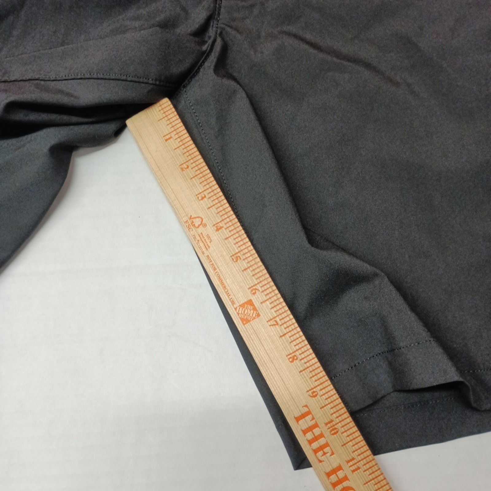 Dockers Dockers Perfect Shorts Men's 36 Black 10" Inseam Chino Size US 36 / EU 52 - 3 Thumbnail
