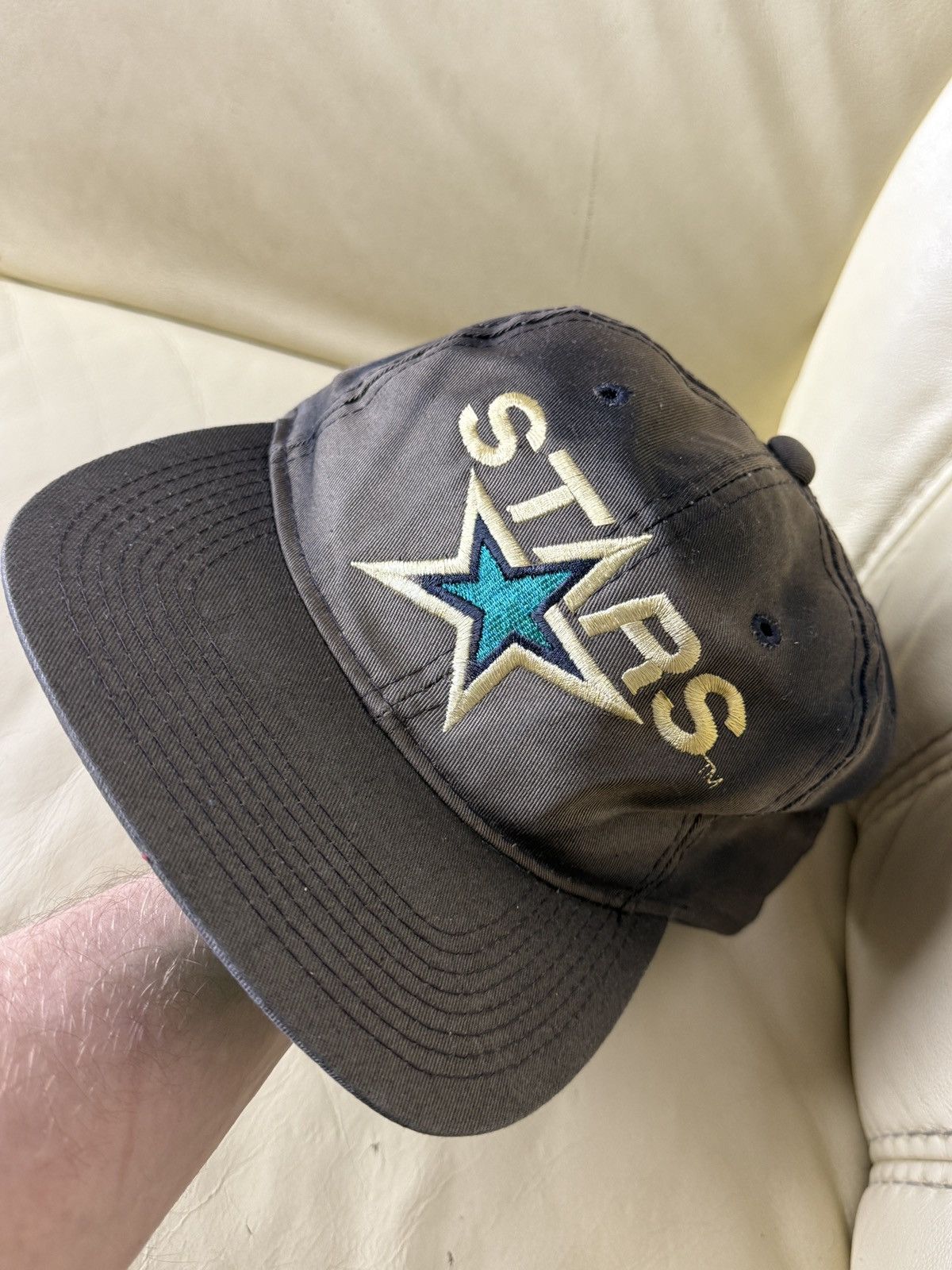 NHL Vintage NHL Sun Faded Snap Back Dallas Stars 90s Cap Size ONE SIZE - 9 Thumbnail