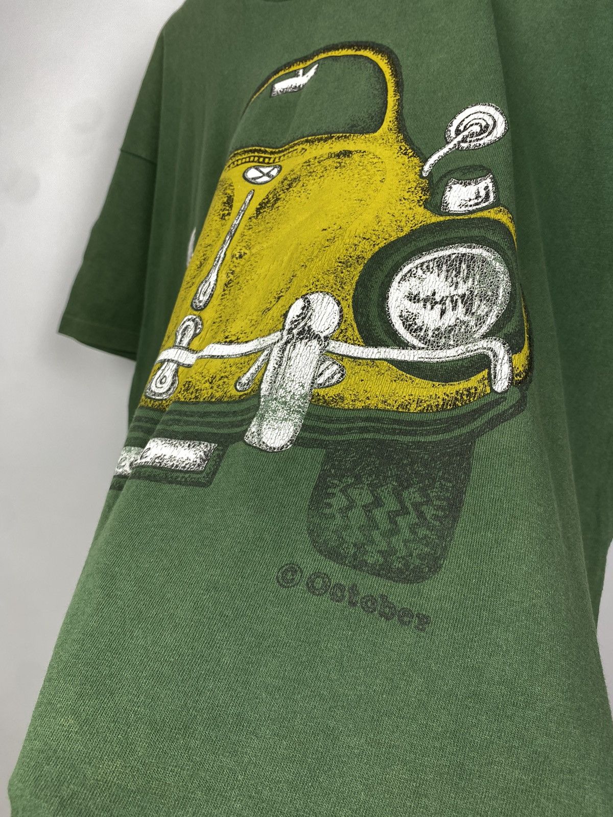 Vintage Vintage 90s Racing VOLKSWAGEN Beetle Printed Car T Shirt Size US XL / EU 56 / 4 - 6 Thumbnail