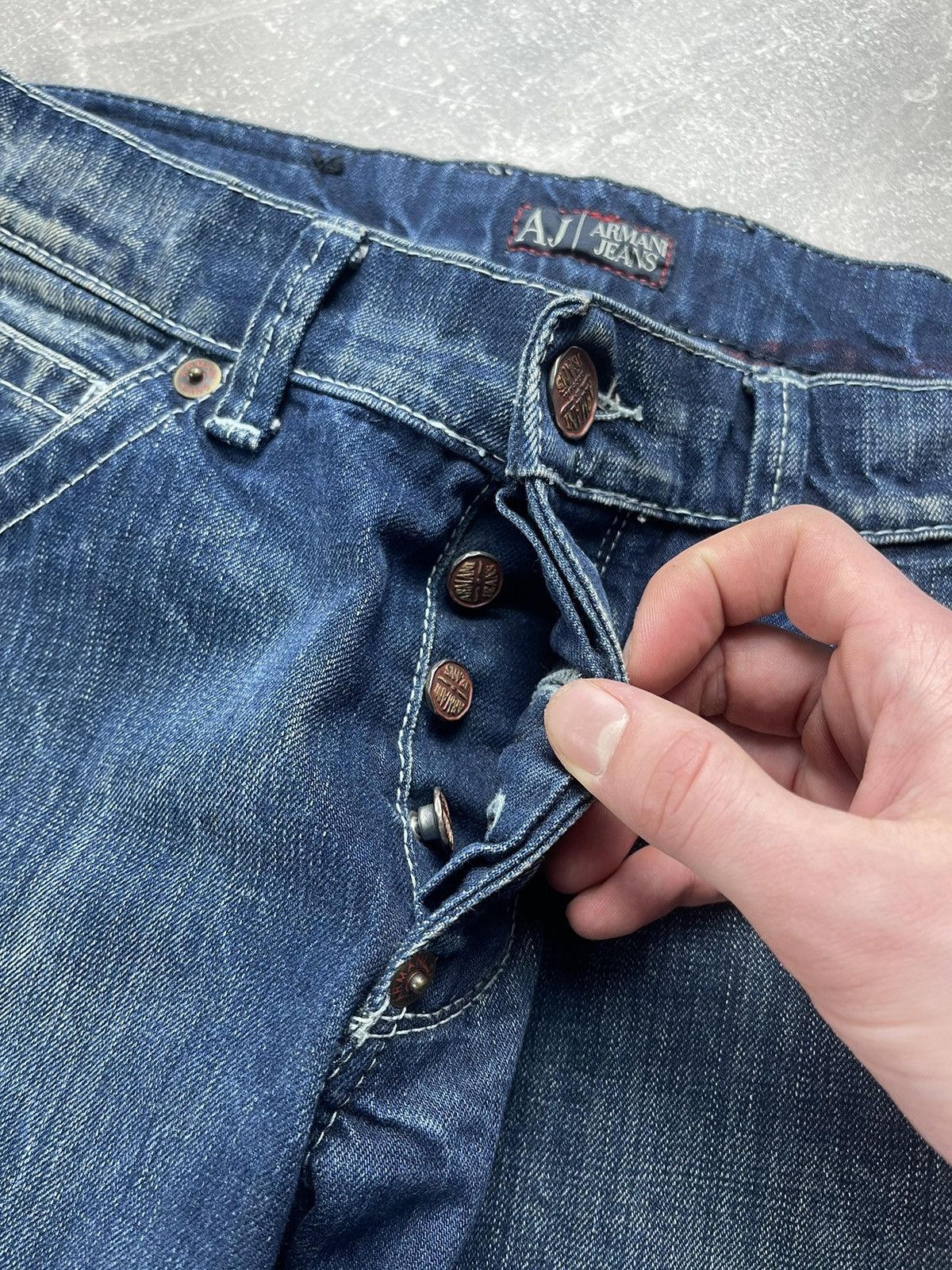 Armani Armani Jeans Vintage Indigo Blue Denim Zipper Pocket Jeans Size US 32 / EU 48 - 11 Thumbnail