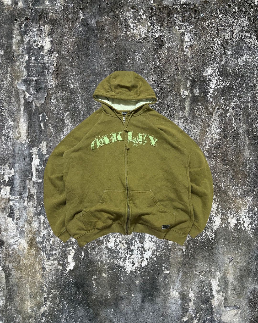 Oakley Green Vintage Oakley Hoodie Size US XL / EU 56 / 4 - 1 Thumbnail