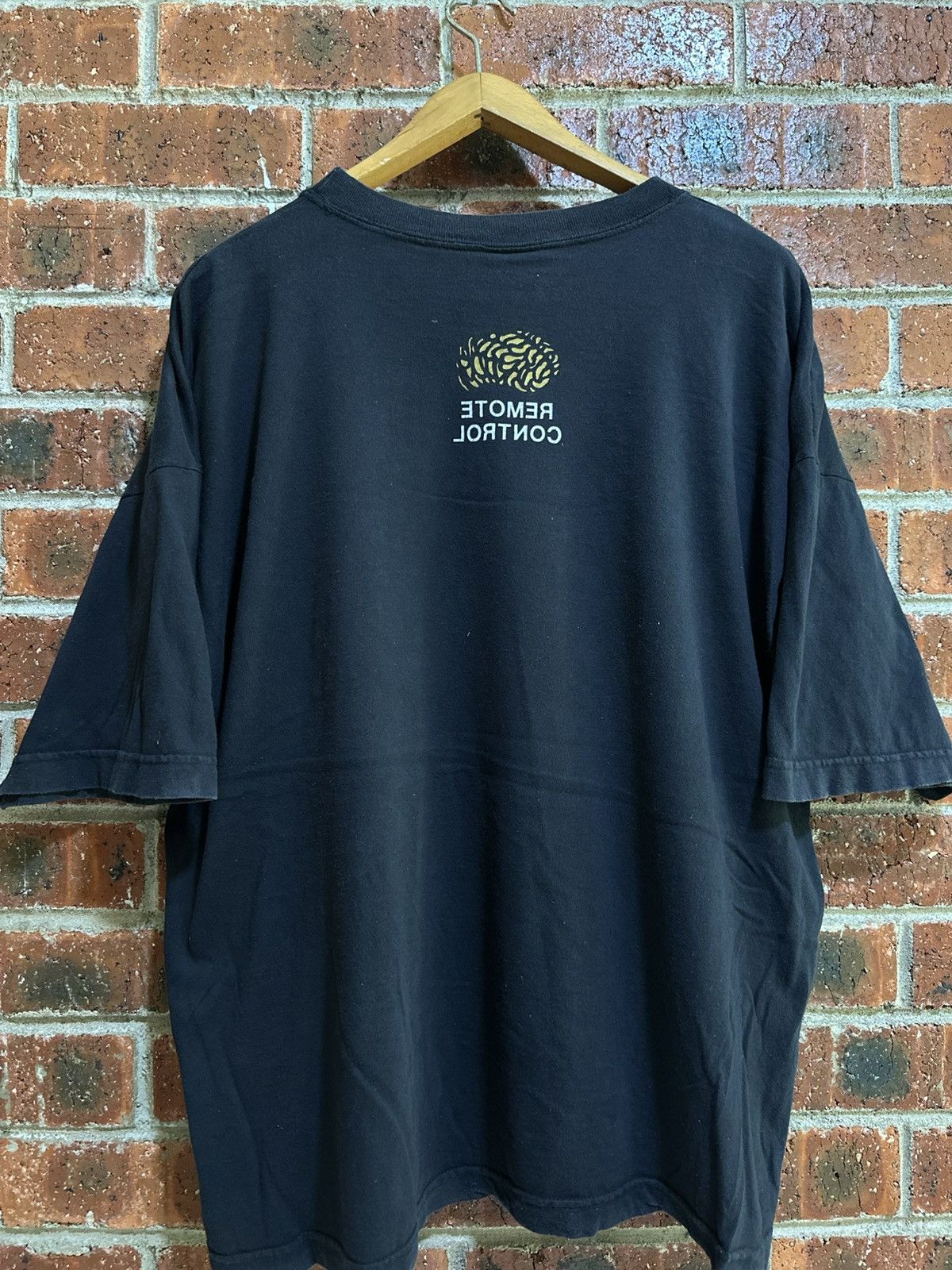 Vintage Vintage Kik Wear Street Wear Hip Hop Grunge Faded Tee Size US XL / EU 56 / 4 - 4 Thumbnail