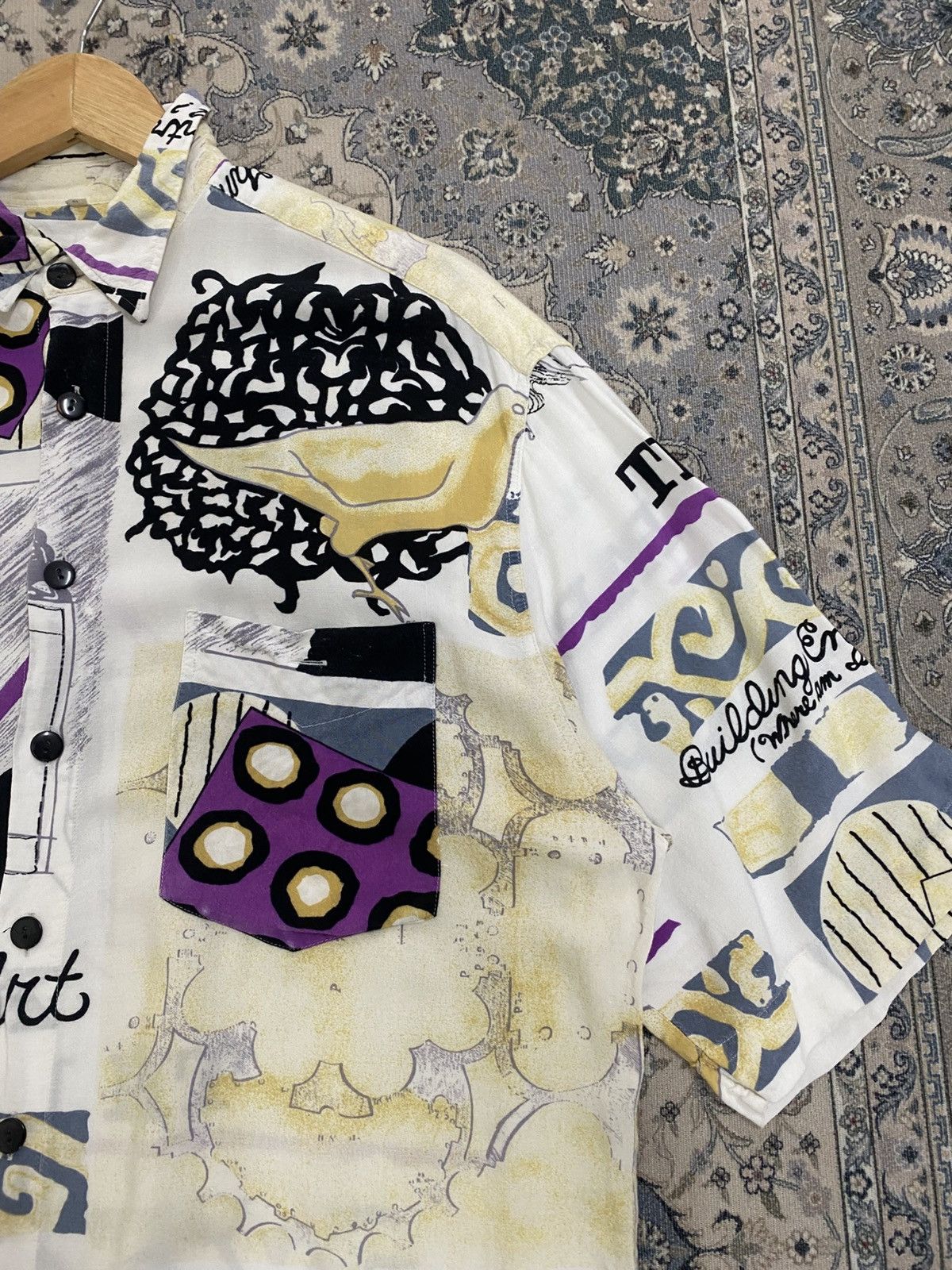 Enrico Coveri ENRICO PANTONI ITALY ART DESIGNER SHORTSLEEVE SHIRT Size US XL / EU 56 / 4 - 5 Thumbnail