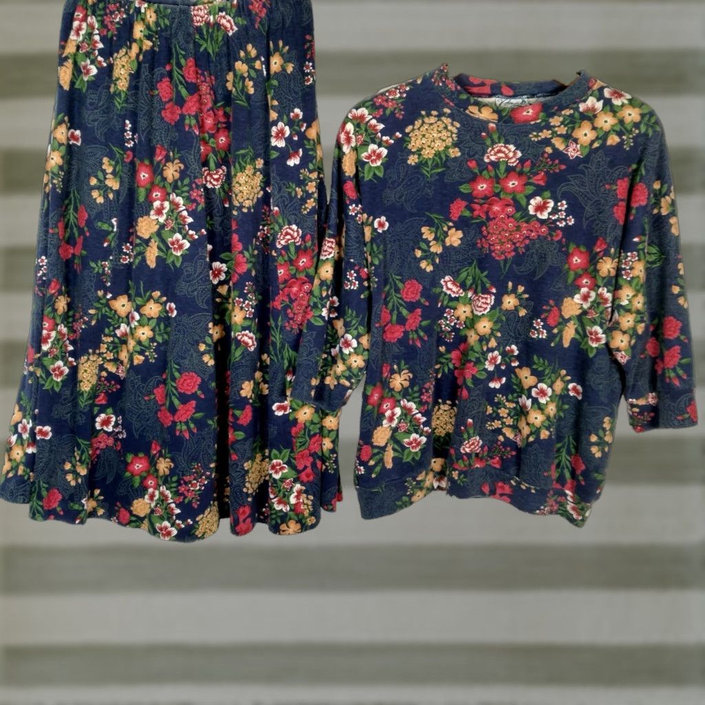 Vintage VINTAGE Skirt And Shirt Knit Outfit Set Floral Blue Cottagecore 2 Piece USA Women Large Size L / US 10 / IT 46 - 1 Thumbnail