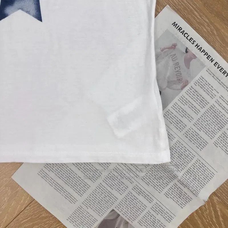 Dior Dior Women's Lucky Star Graphic T. Size S / US 4 / IT 40 - 3 Thumbnail
