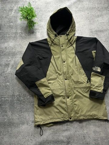 The North Face Vintage The North Face Gore-Tex Ski Outdoor Hiking Jacket Size US L / EU 52-54 / 3 - 1 Thumbnail