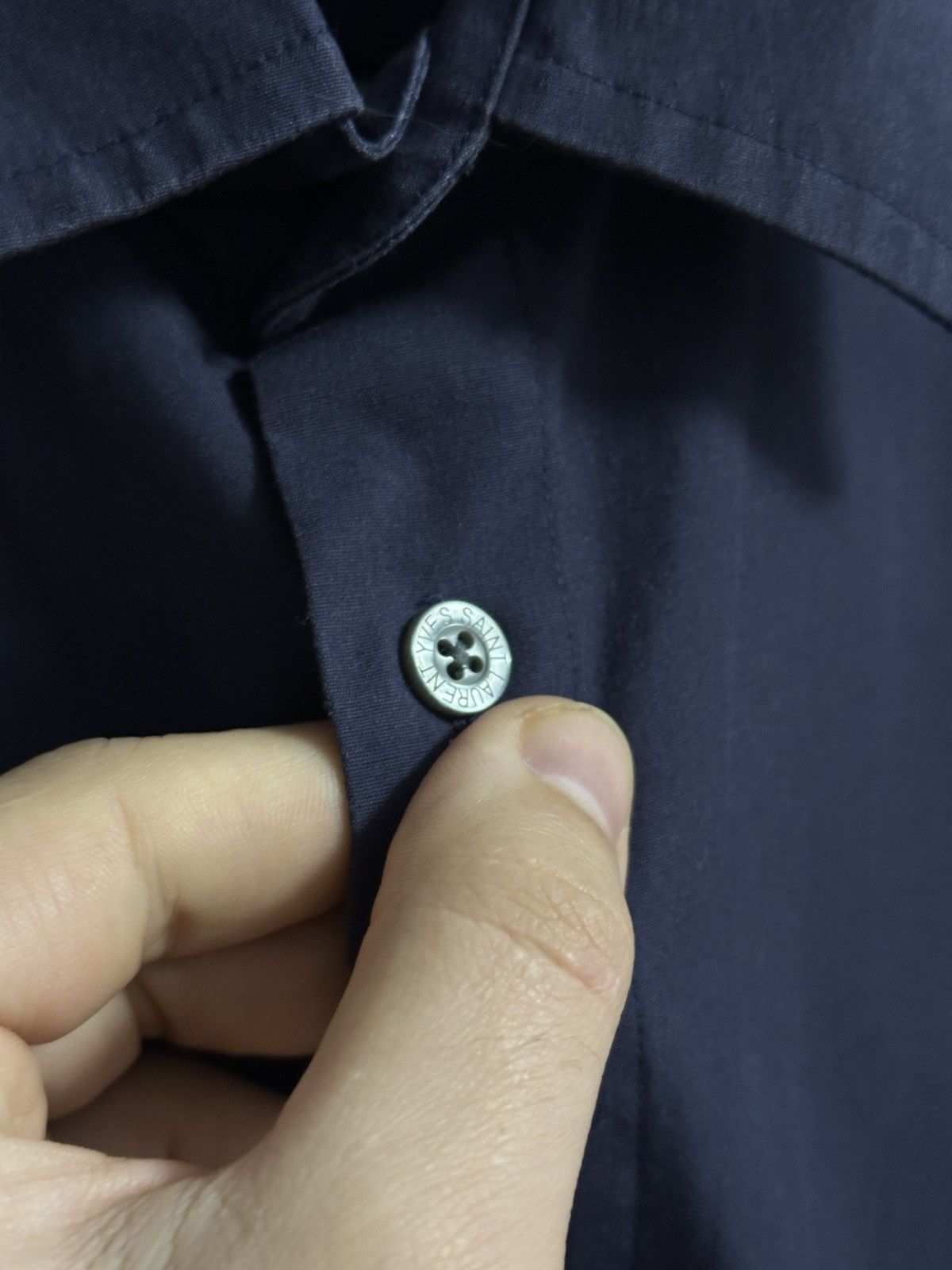 Yves Saint Laurent Luxury Yves Saint Laurent Shirt Button Vintage Size L Size US L / EU 52-54 / 3 - 3 Thumbnail