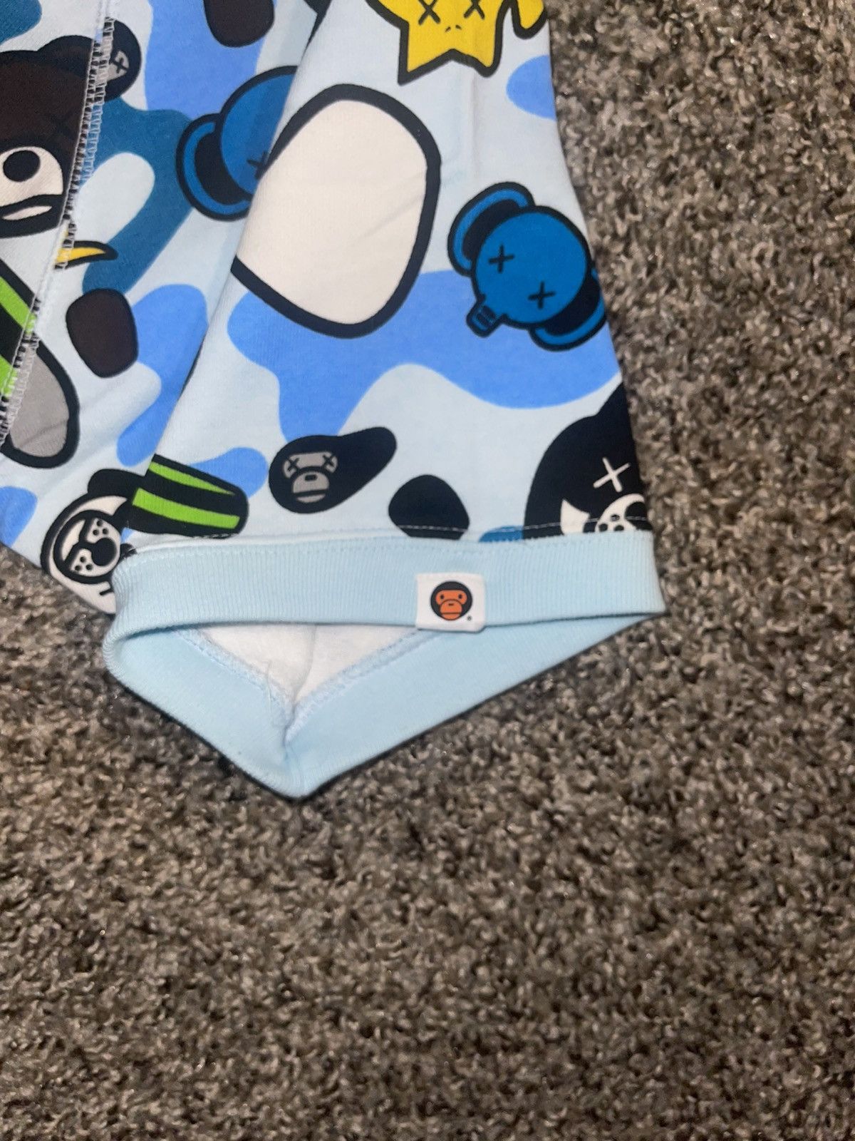 Bape Bape x kaws Baby Milo Animal Kingdom Crewneck Size US L / EU 52-54 / 3 - 6 Thumbnail