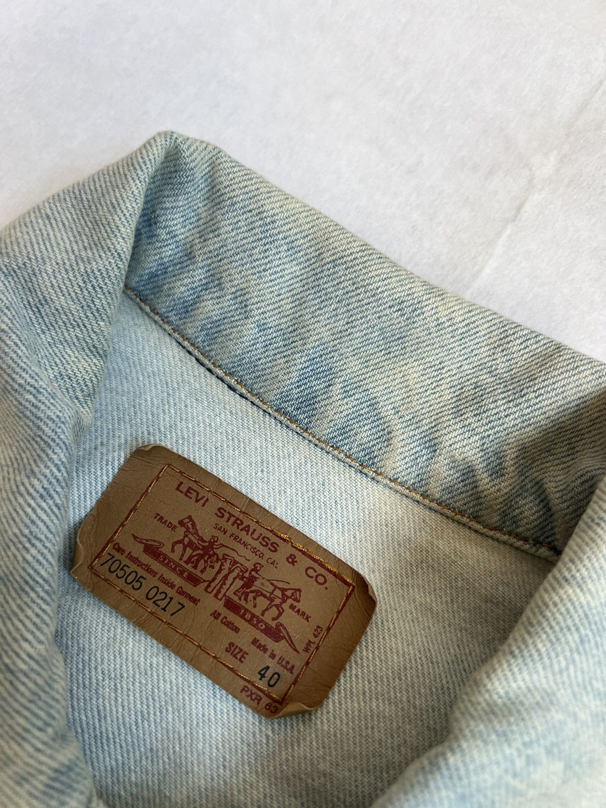 Levi's Vintage 90's Levis 70505 Light Blue Wash Denim Trucker Size US M / EU 48-50 / 2 - 7 Thumbnail
