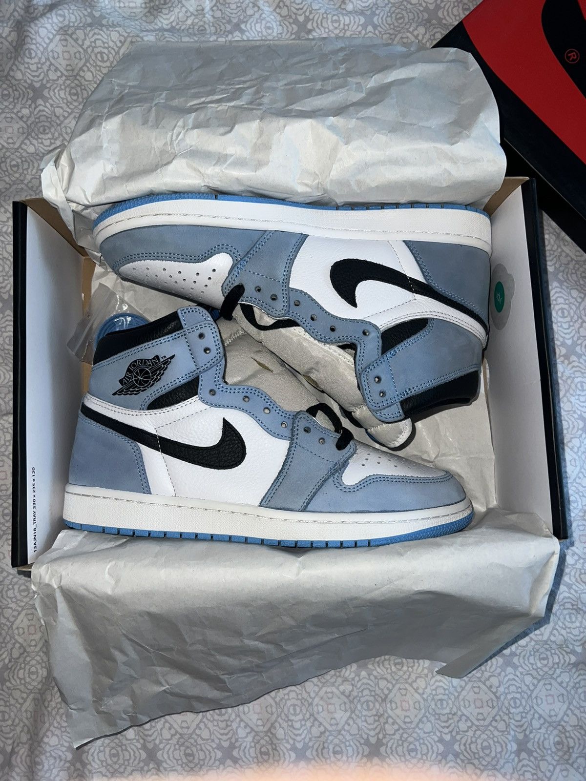 Jordan Brand Jordan 1 Retro High University Blue 2021 Size US 10 / EU 43 - 11 Thumbnail