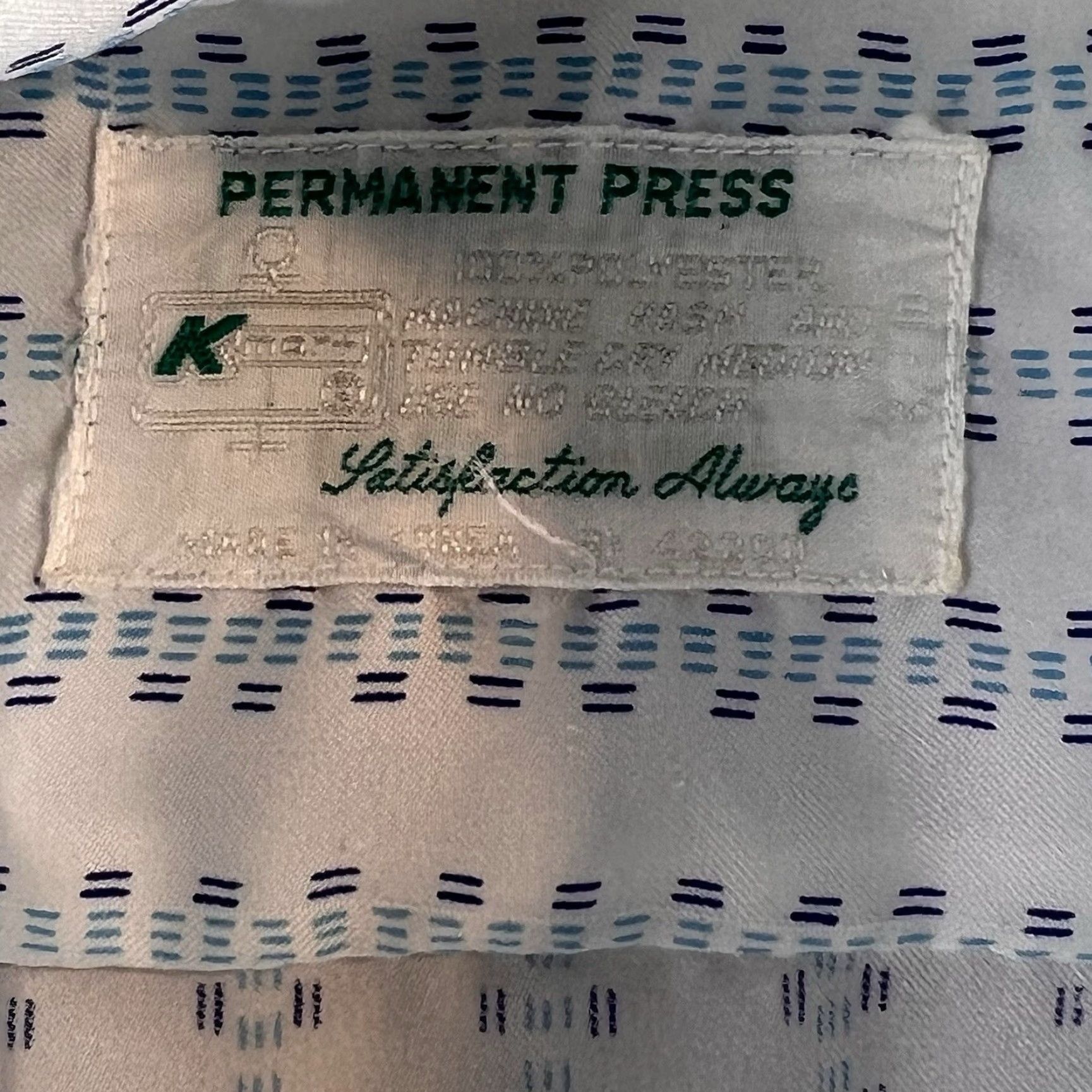 Vintage VINTAGE K mart Button-Up Shirt Mens L White Blue Western Short Sleeve Collared Polyester Graphic Print 70s 70s Fall Spring Summer Mens Size US L / EU 52-54 / 3 - 3 Thumbnail