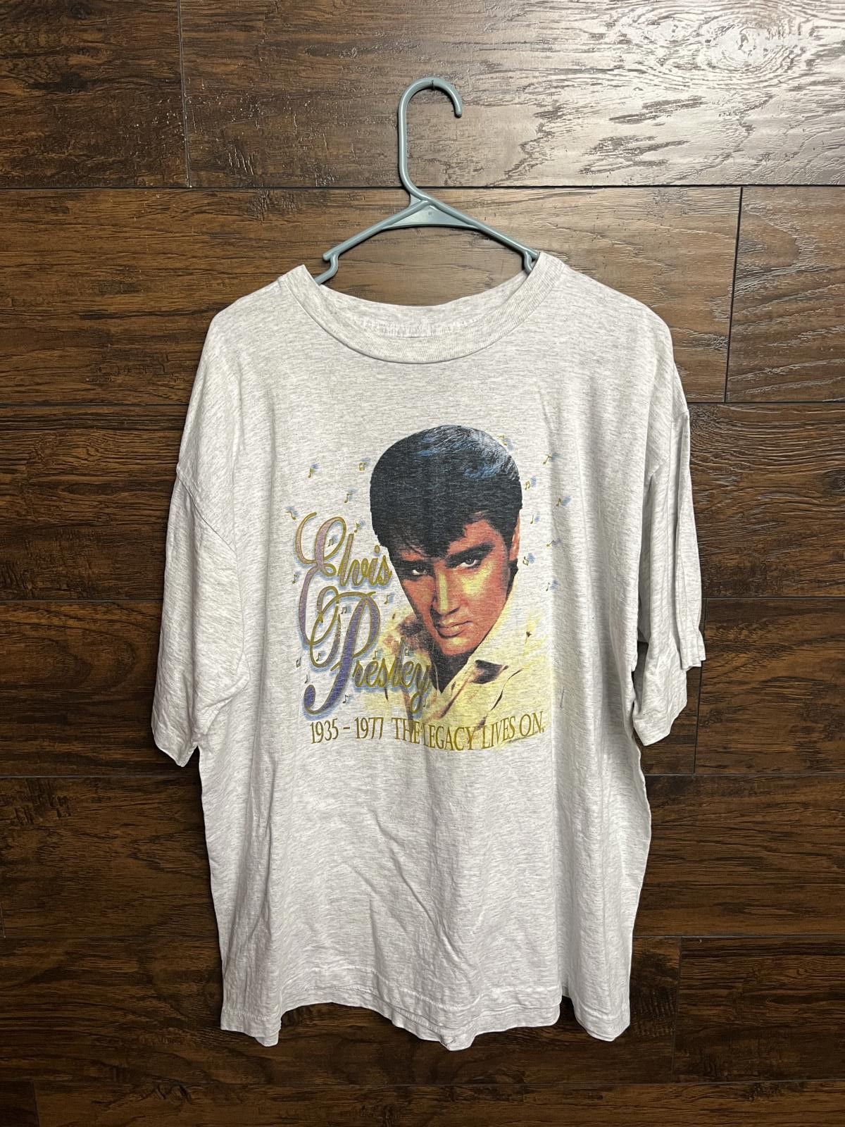 Alfred Dunhill VTG Elvis Presley T-shirt Memorial Elvis Tee 1935 