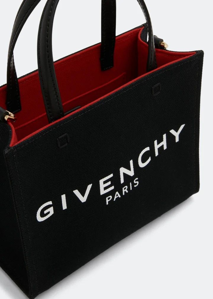 Givenchy o1w1db10126 Size: One Size / Bag in Black Size ONE SIZE - 2 Thumbnail