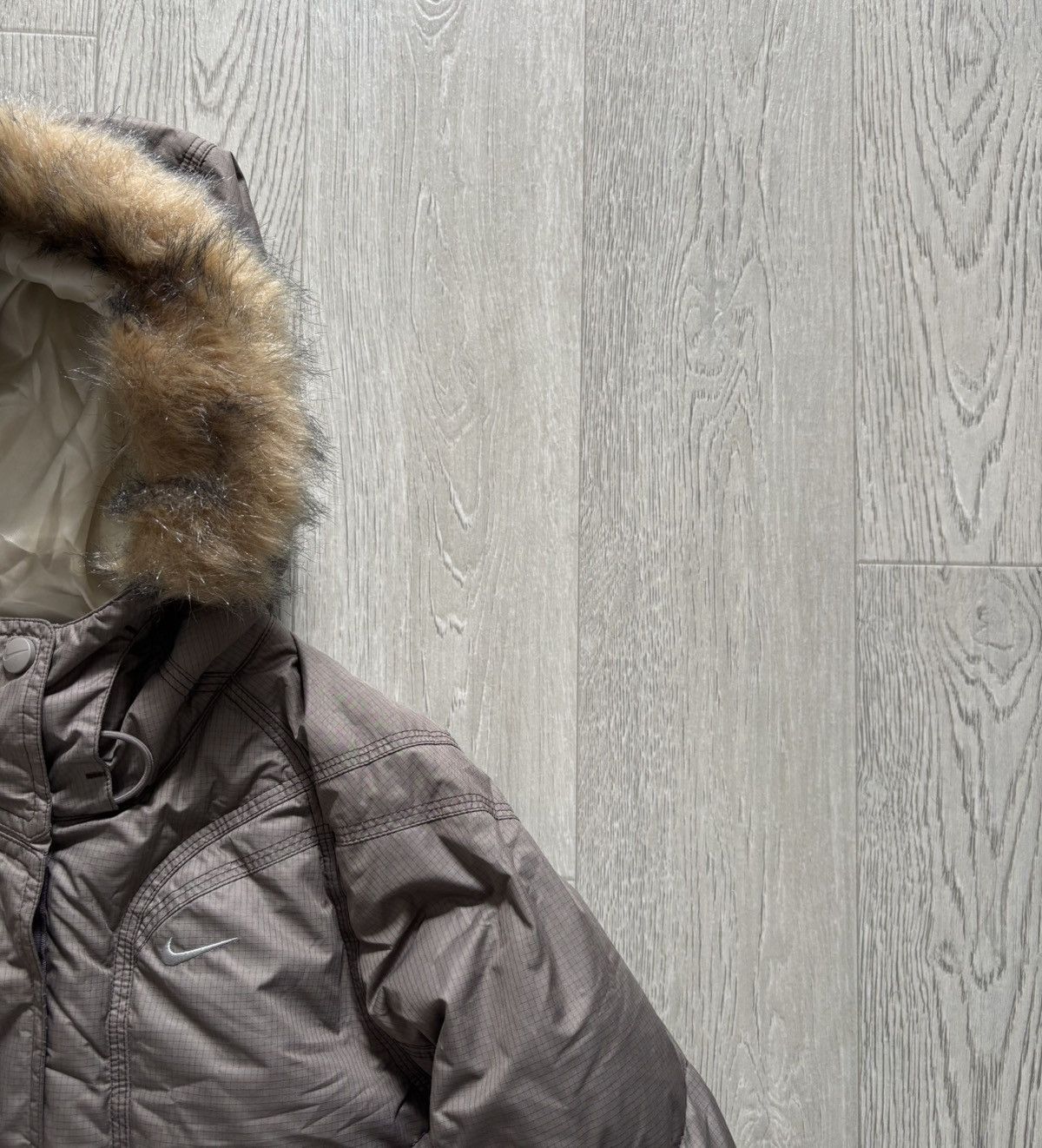 Nike Nike Vintage Bomber Puffer Jacket Fur Hooded Y2K 90s Size S / US 4 / IT 40 - 2 Thumbnail