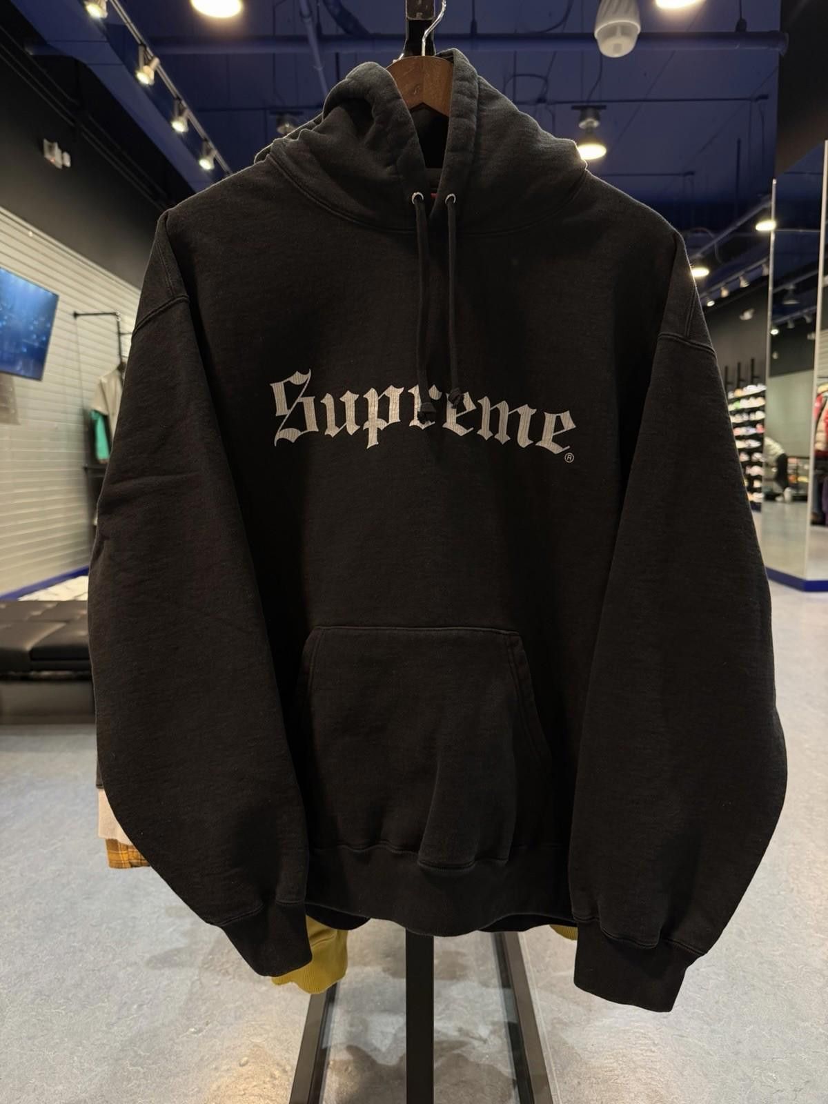 Supreme Supreme Washed Old English Hooded Sweatshirt BLACK LARGE Size US L / EU 52-54 / 3 - 5 Thumbnail