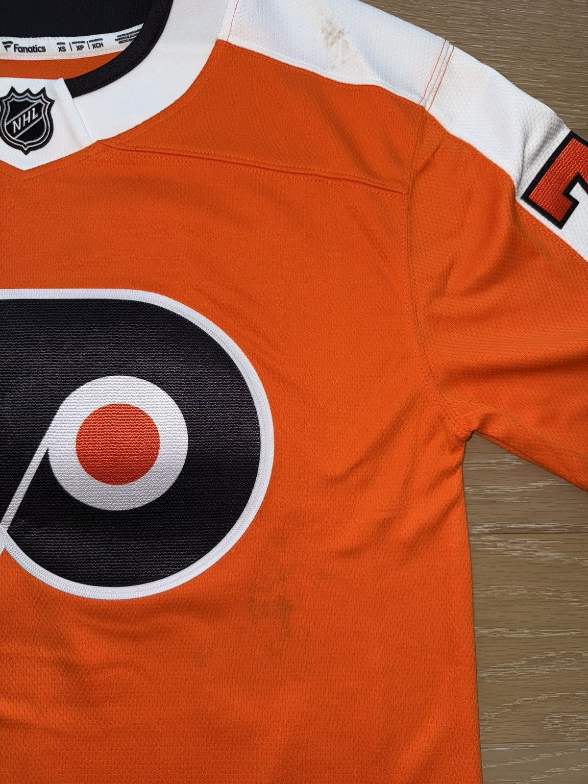 NHL NEW WITH TAGS Philadelphia Flyers jersey Hart Size US XS / EU 42 / 0 - 7 Thumbnail