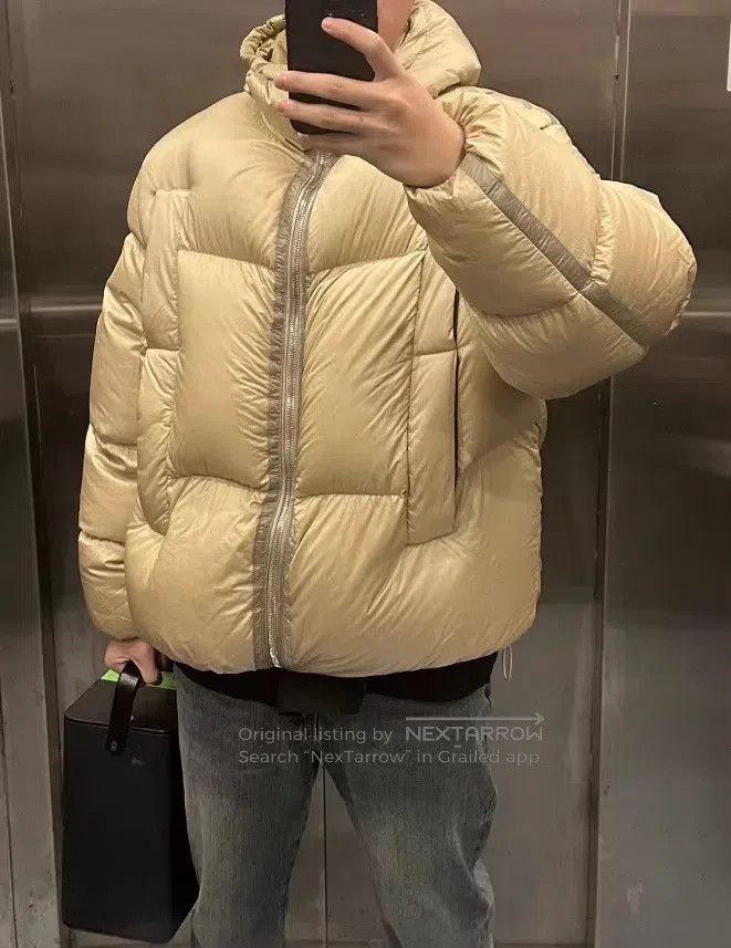 Givenchy Givenchy Beige oversized bread loaf style down jacket Size US L / EU 52-54 / 3 - 4 Thumbnail