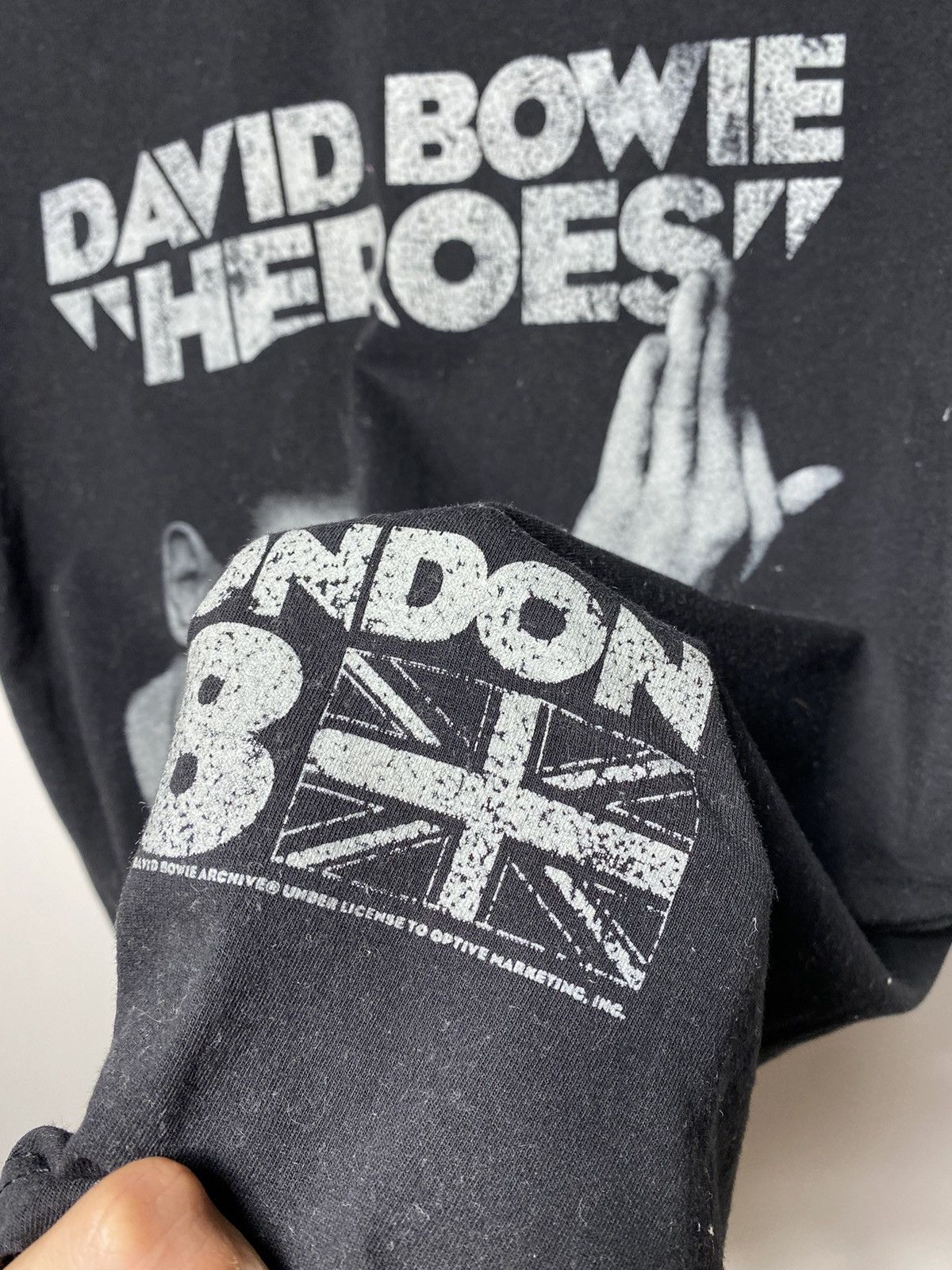 Band Tees David Bowie promo "Heroes" Vintage T-Shirt size M Size US M / EU 48-50 / 2 - 5 Thumbnail