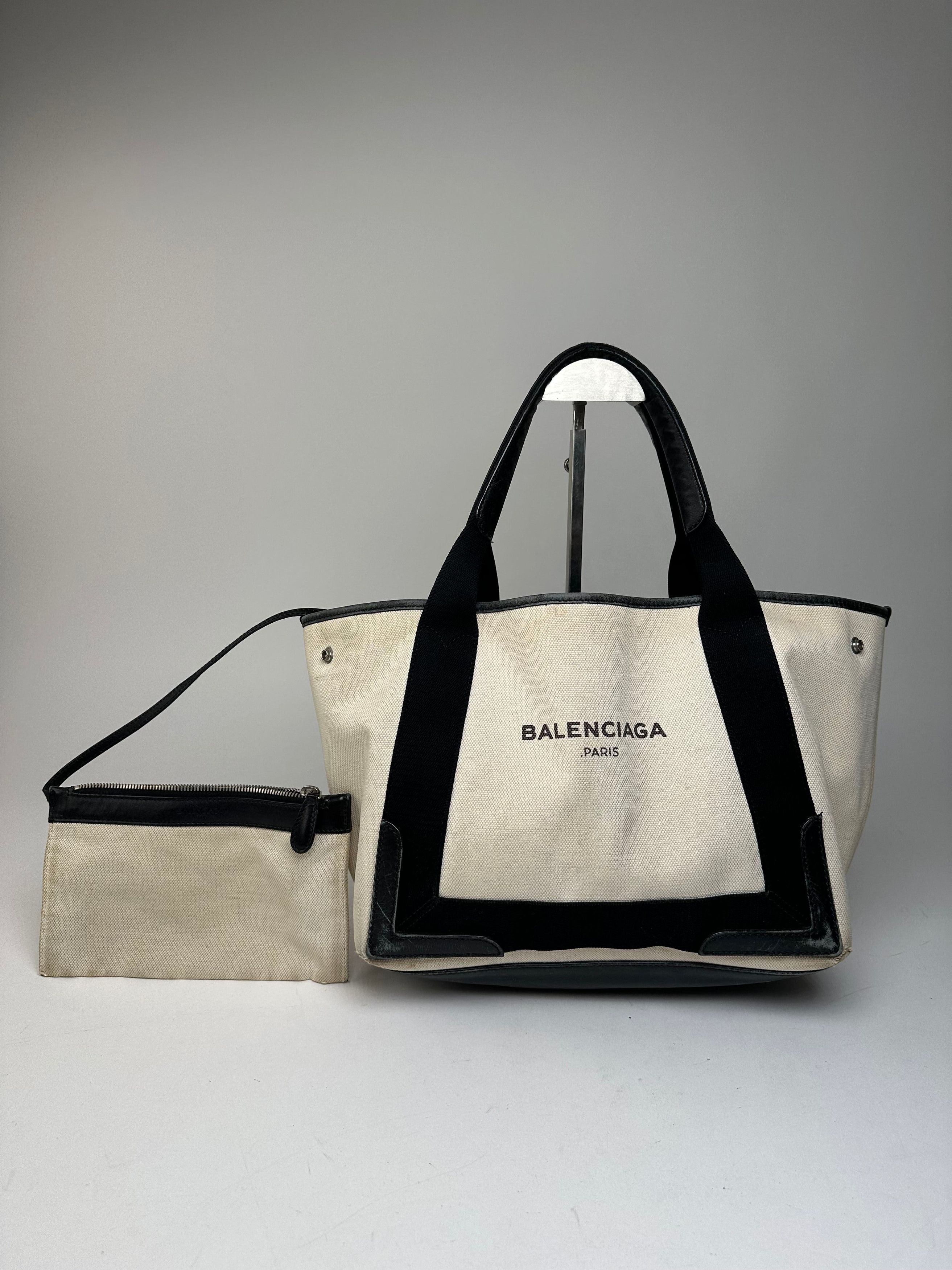 Balenciaga Vintage Tote Bag Black White Size ONE SIZE - 1 Thumbnail