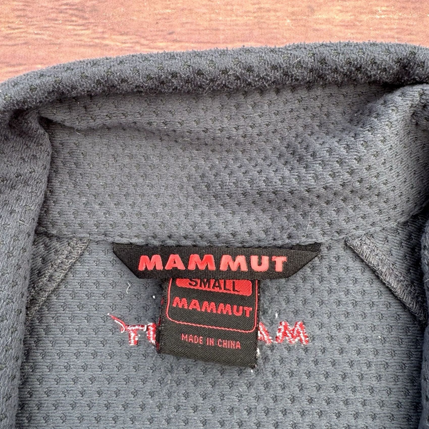 Mammut Mammut Softshell Full Zip Jacket Women’s S BLUE / PURPLE, Regular, All Seasons, Windproof, Zipper Pockets, Casual, Outdoor Size S / US 4 / IT 40 - 7 Thumbnail