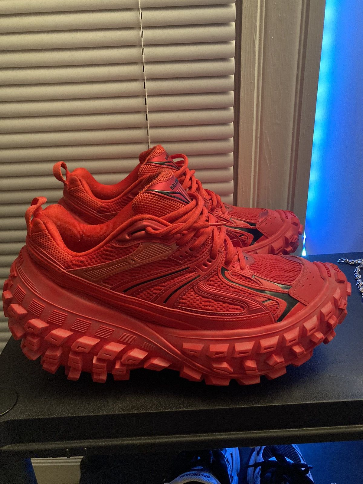 Balenciaga Balenciaga defender red size 45 | Grailed