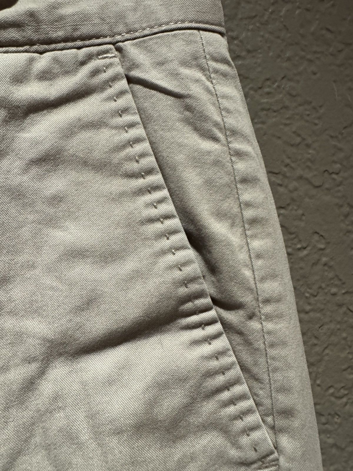 Marc Anthony Beige Marc Anthony Khaki Beige Chino Pants Button Pockets Size US 30 / EU 46 - 14 Thumbnail