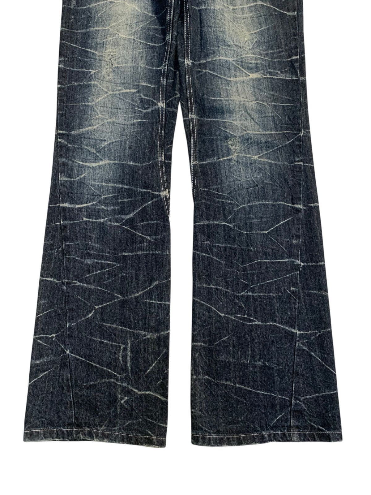 Tornado Mart FLARE💥NYLAUS JEANS RUSTY PUNK STYLE DISTRESSED DENIM Size US 31 - 7 Thumbnail