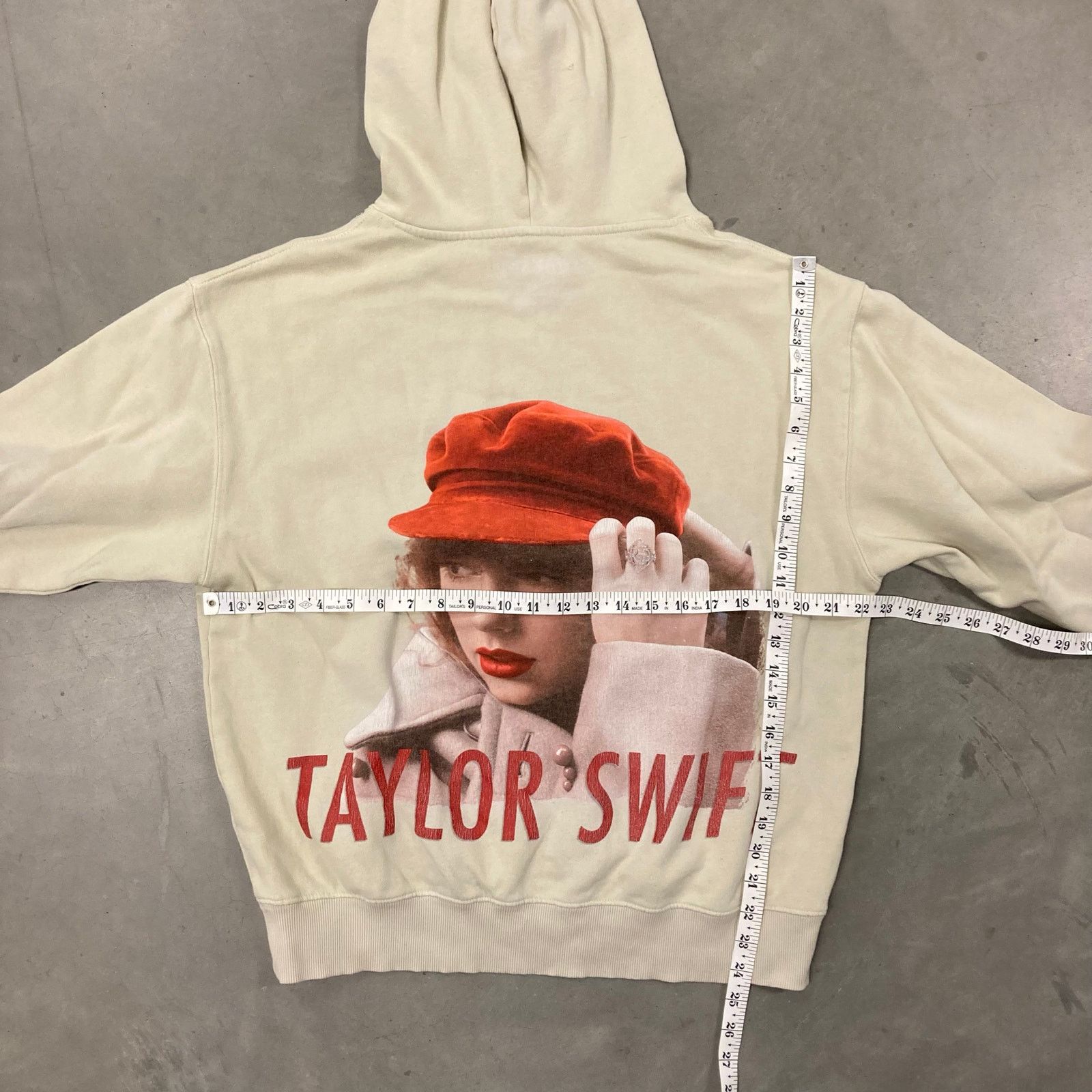 Vintage Taylor swift eras tour hoodie Size US M / EU 48-50 / 2 - 6 Thumbnail