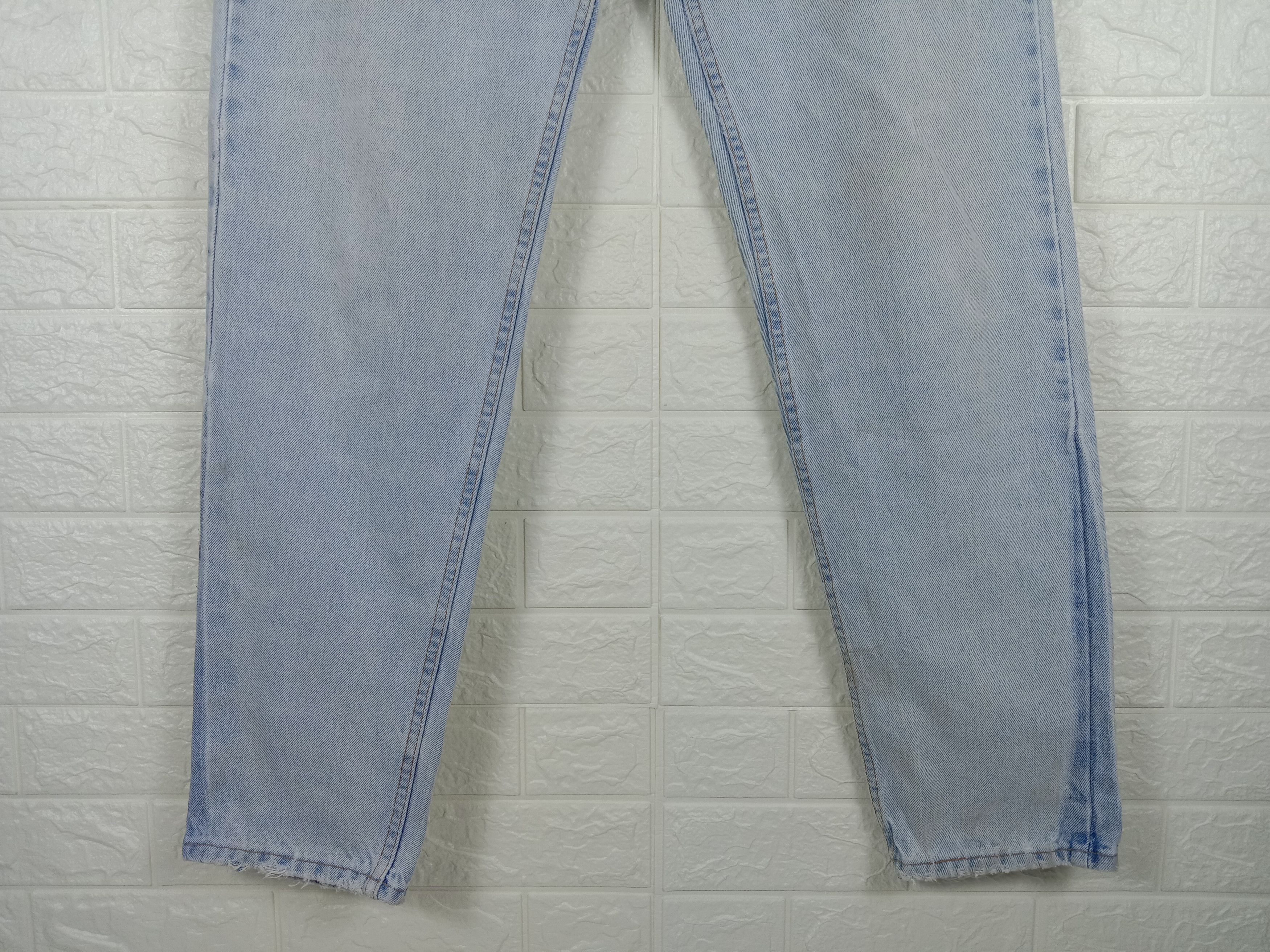 Levi's Vintage 90s Levi's 550 Jeans Relaxed Fit Tapered Leg Denim Size US 32 / EU 48 - 4 Thumbnail