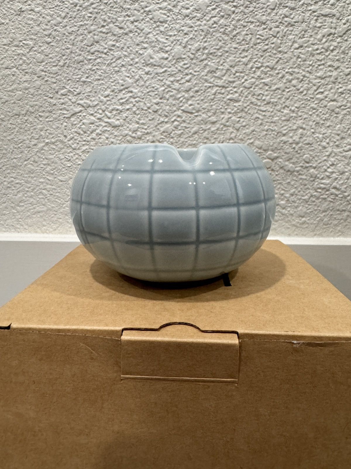 Stussy Stussy World Globe Ceramic Ashtray Size ONE SIZE - 3 Thumbnail